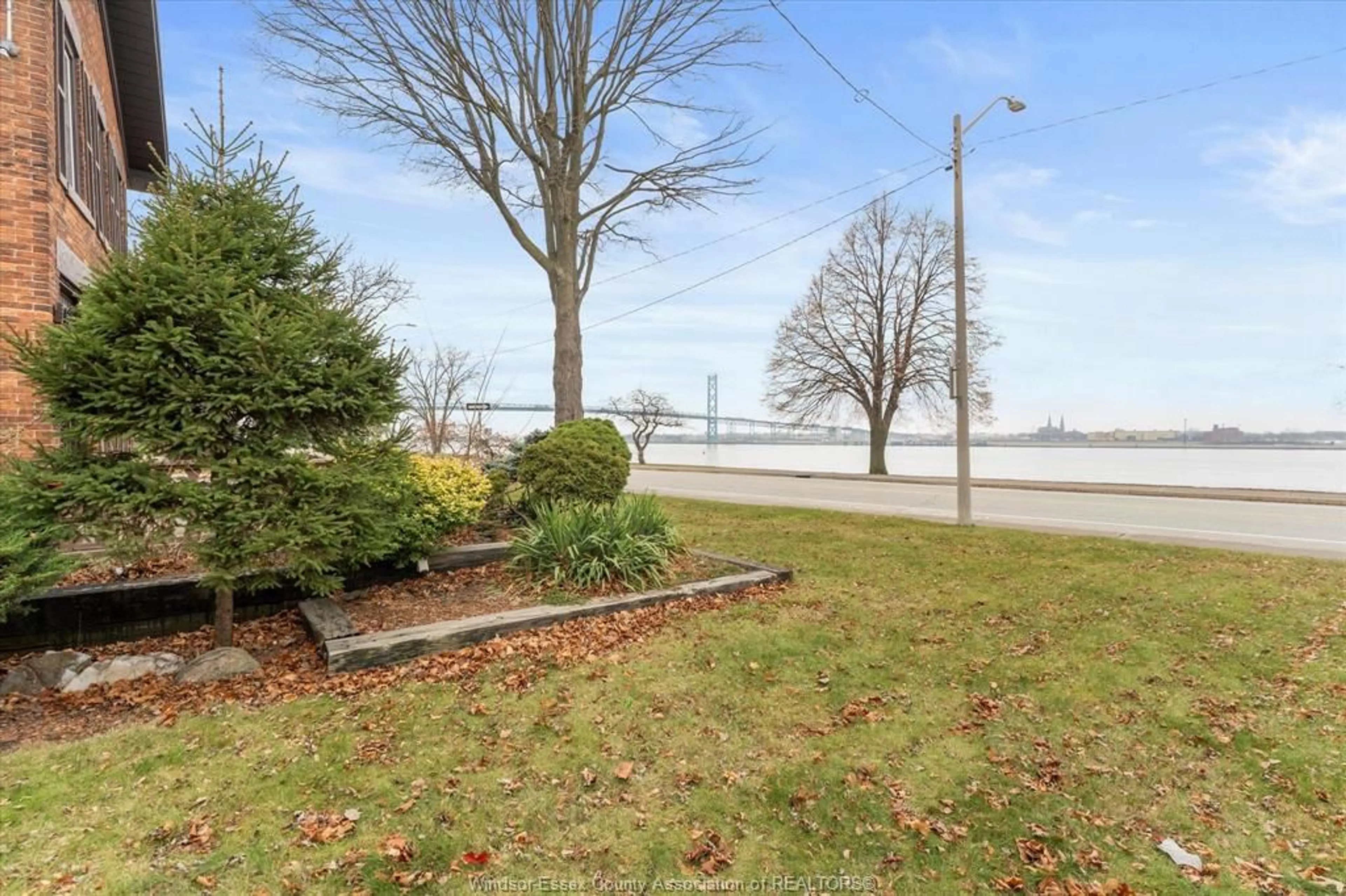 Patio, water/lake/river/ocean view for 2081 RIVERSIDE Dr, Windsor Ontario N9B 1A7