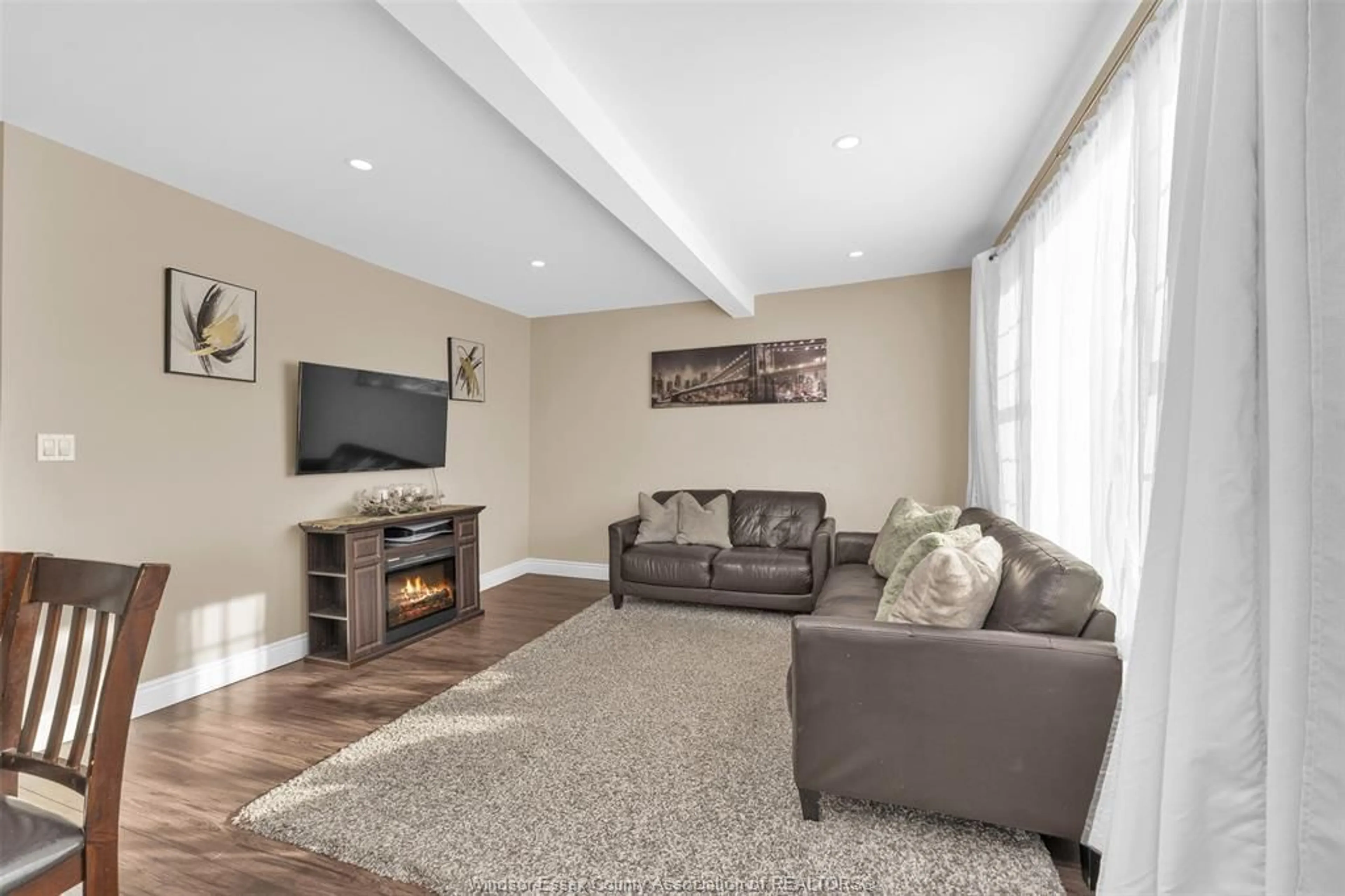 Living room with furniture, unknown for 2278 ALEXIS Rd, Windsor Ontario N8W 3Z1