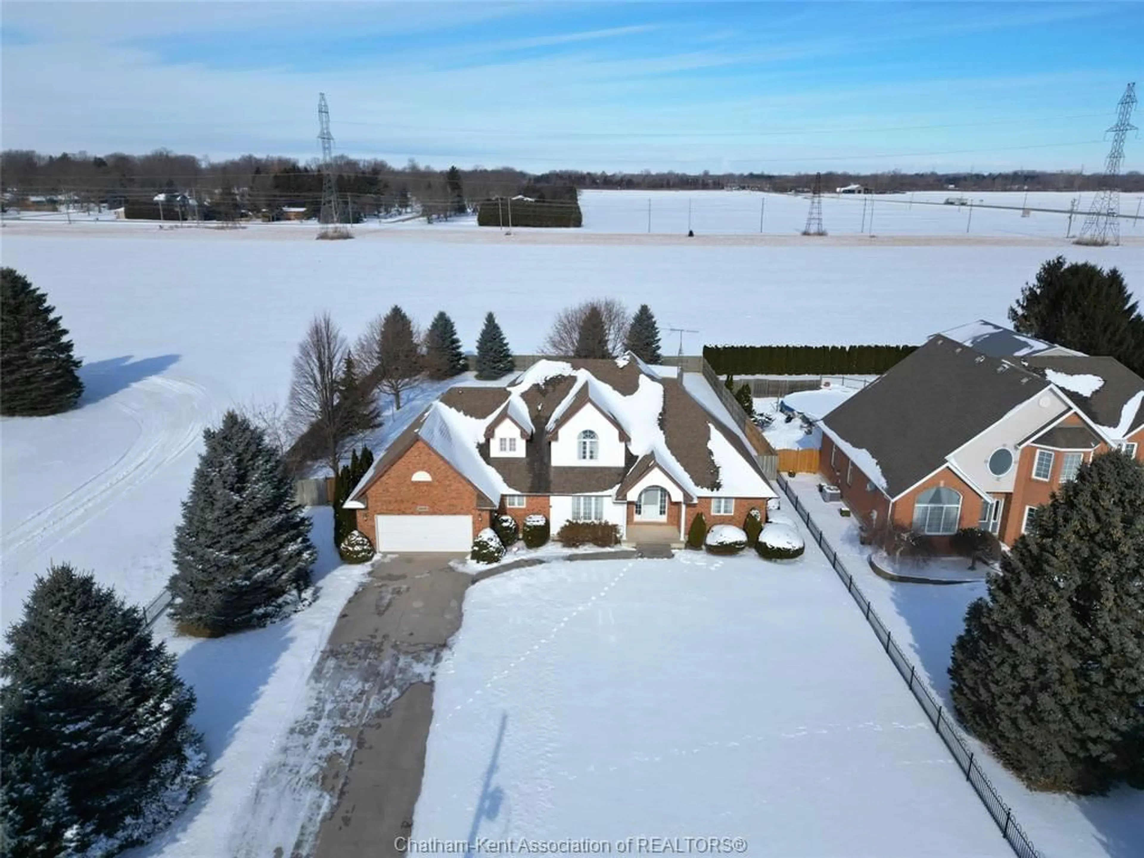 A pic from outside/outdoor area/front of a property/back of a property/a pic from drone, water/lake/river/ocean view for 9289 FAIRVIEW Line, Chatham Ontario N7M 5J4