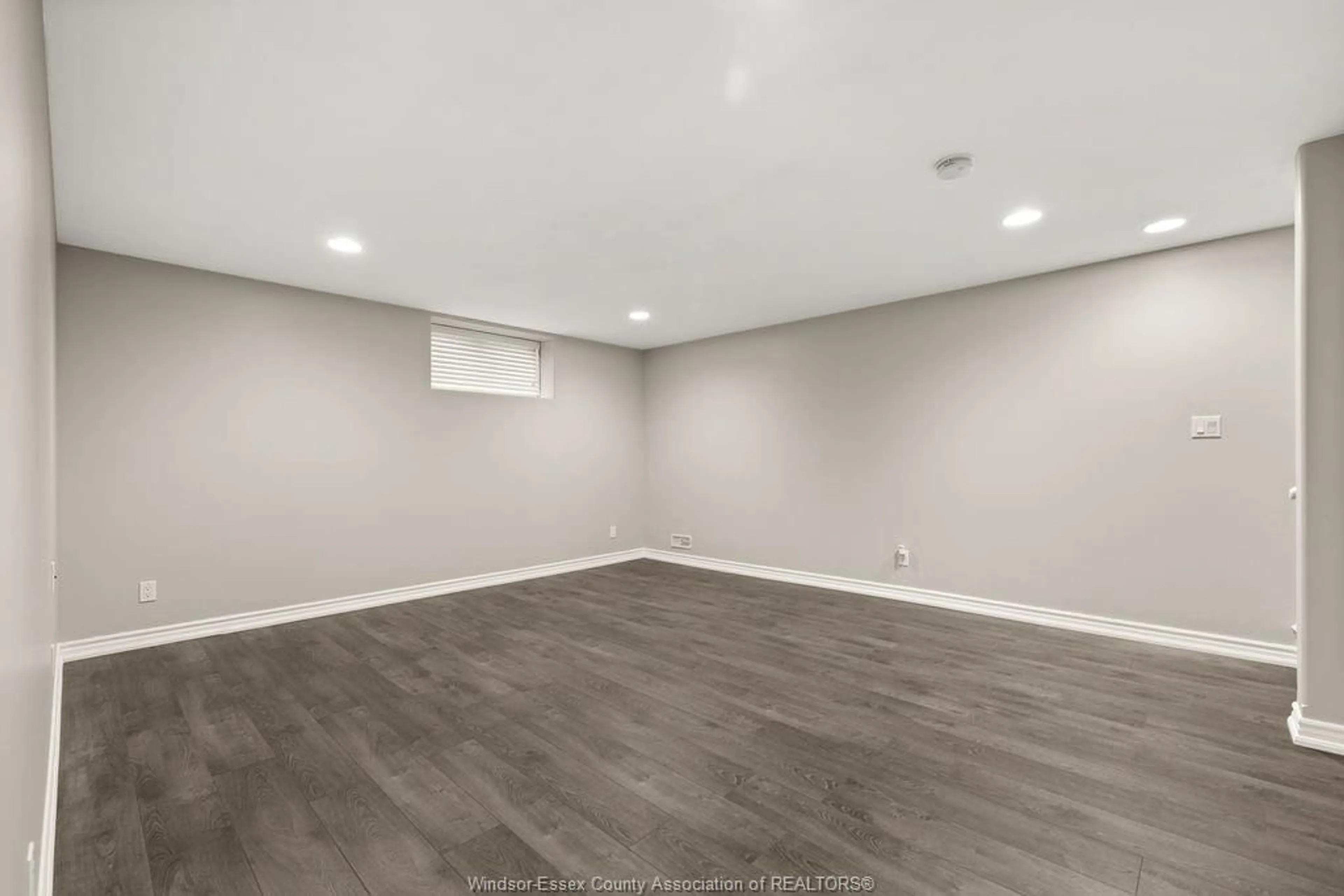 A pic of a room for 1712 ASPENSHORE, Windsor Ontario N8N 1M2