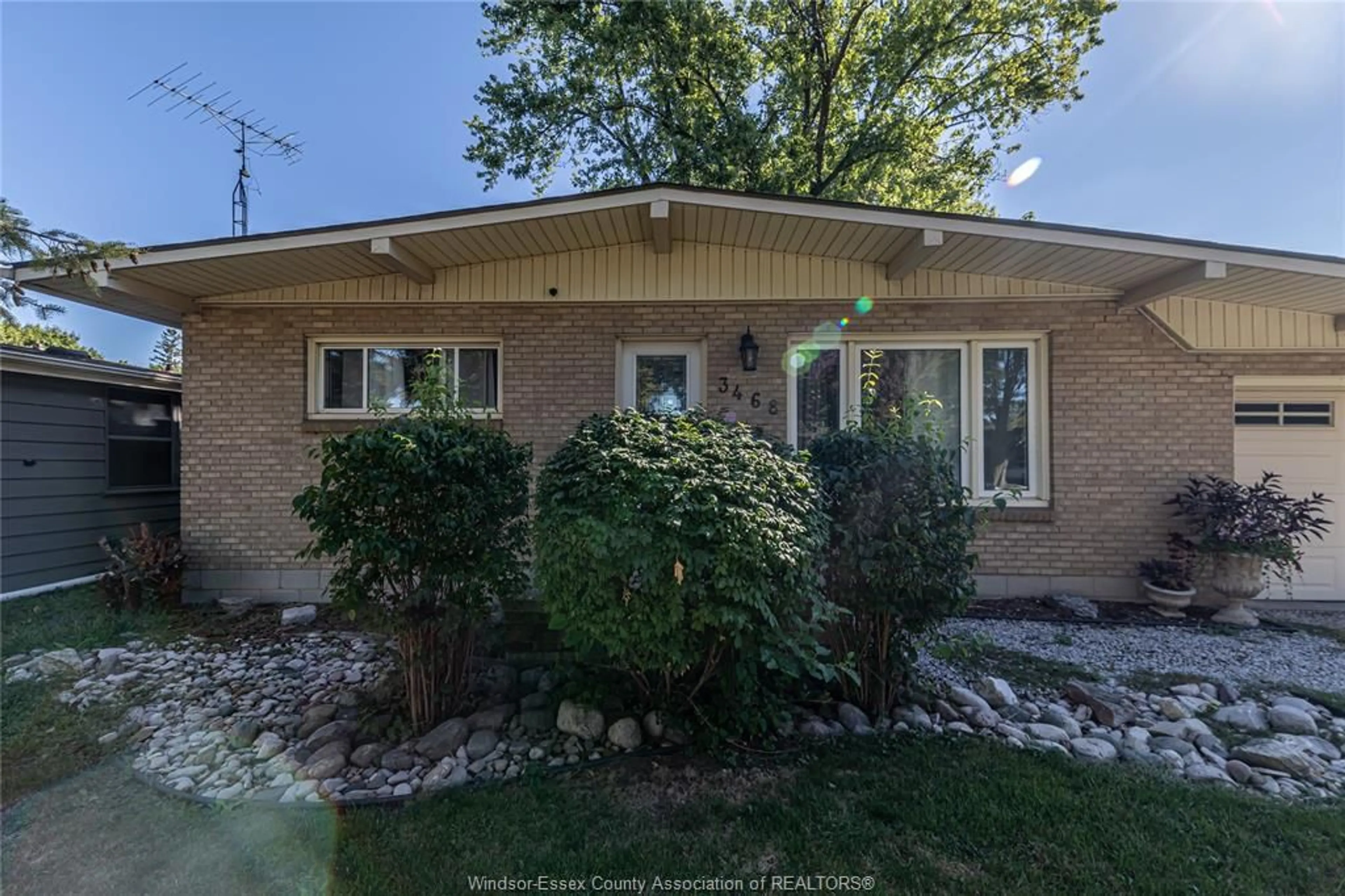 Unknown for 3468 BLISS Rd, Windsor Ontario N8W 3B6