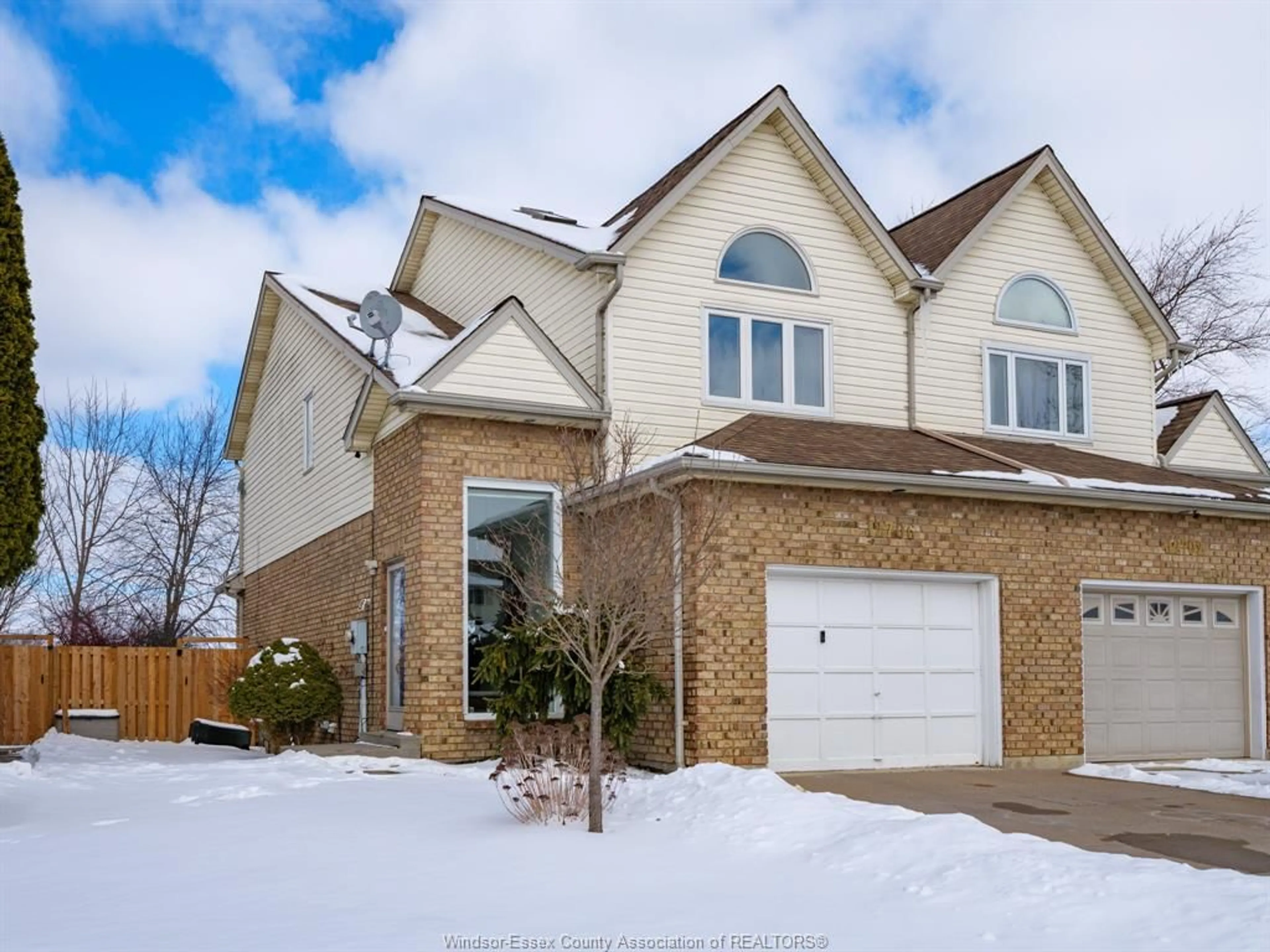 Home with brick exterior material, street for 12706 HORWOOD, Tecumseh Ontario N8N 4T8