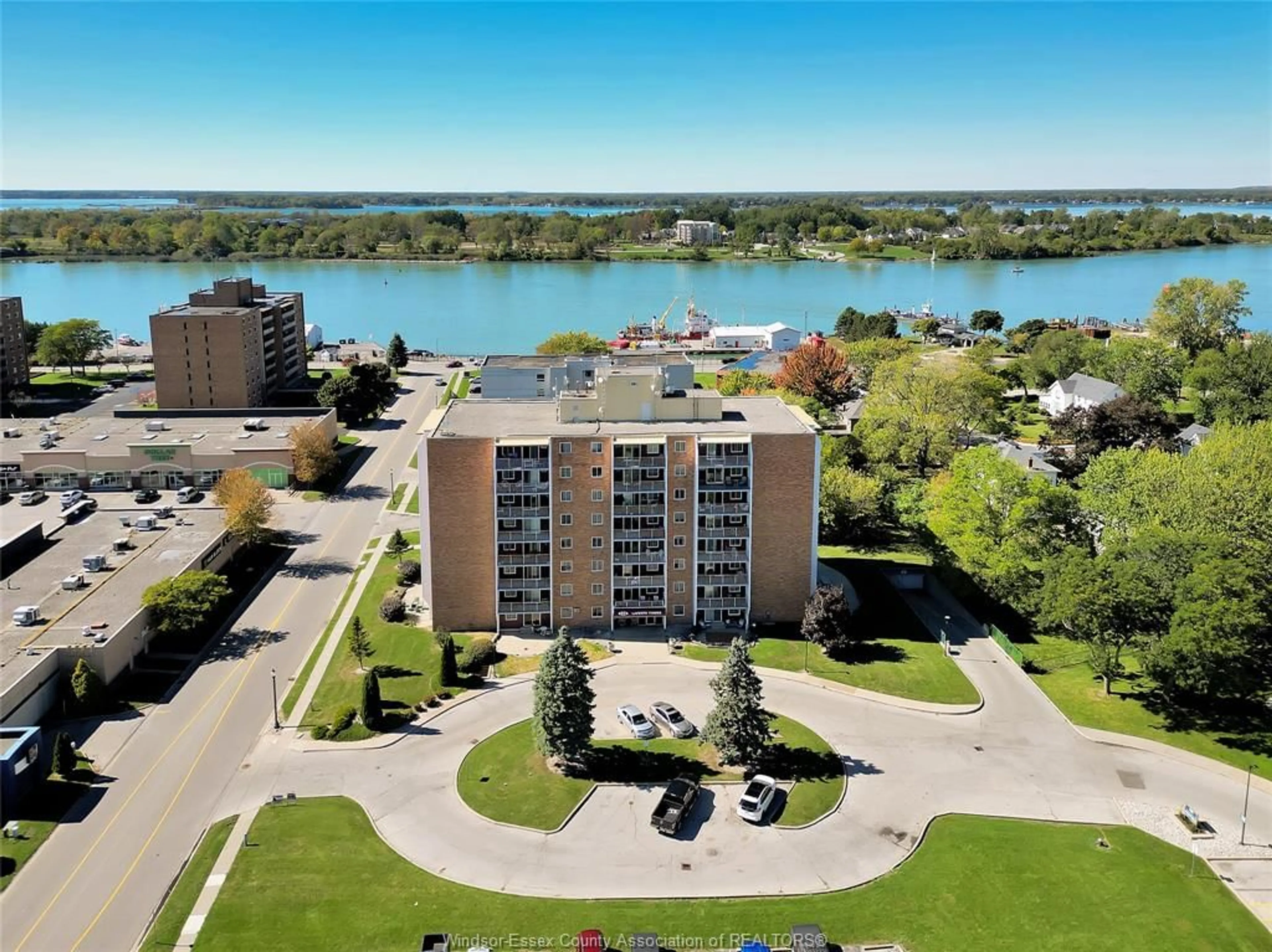 A pic from outside/outdoor area/front of a property/back of a property/a pic from drone, water/lake/river/ocean view for 120 PICKERING Dr #607, Amherstburg Ontario N9V 3N3