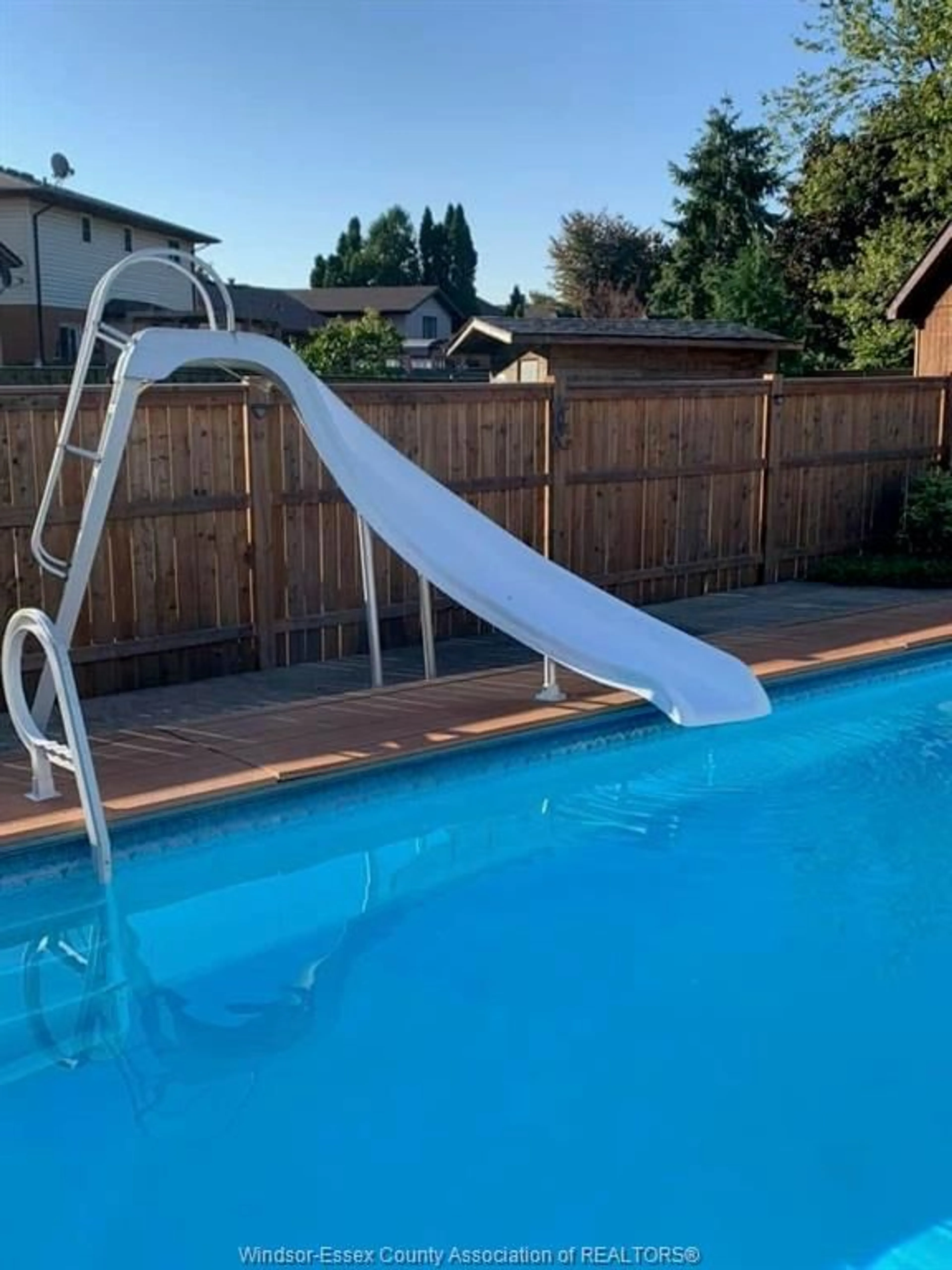 Pool for 214 WEDGEWOOD, Tecumseh Ontario N8N 4J5