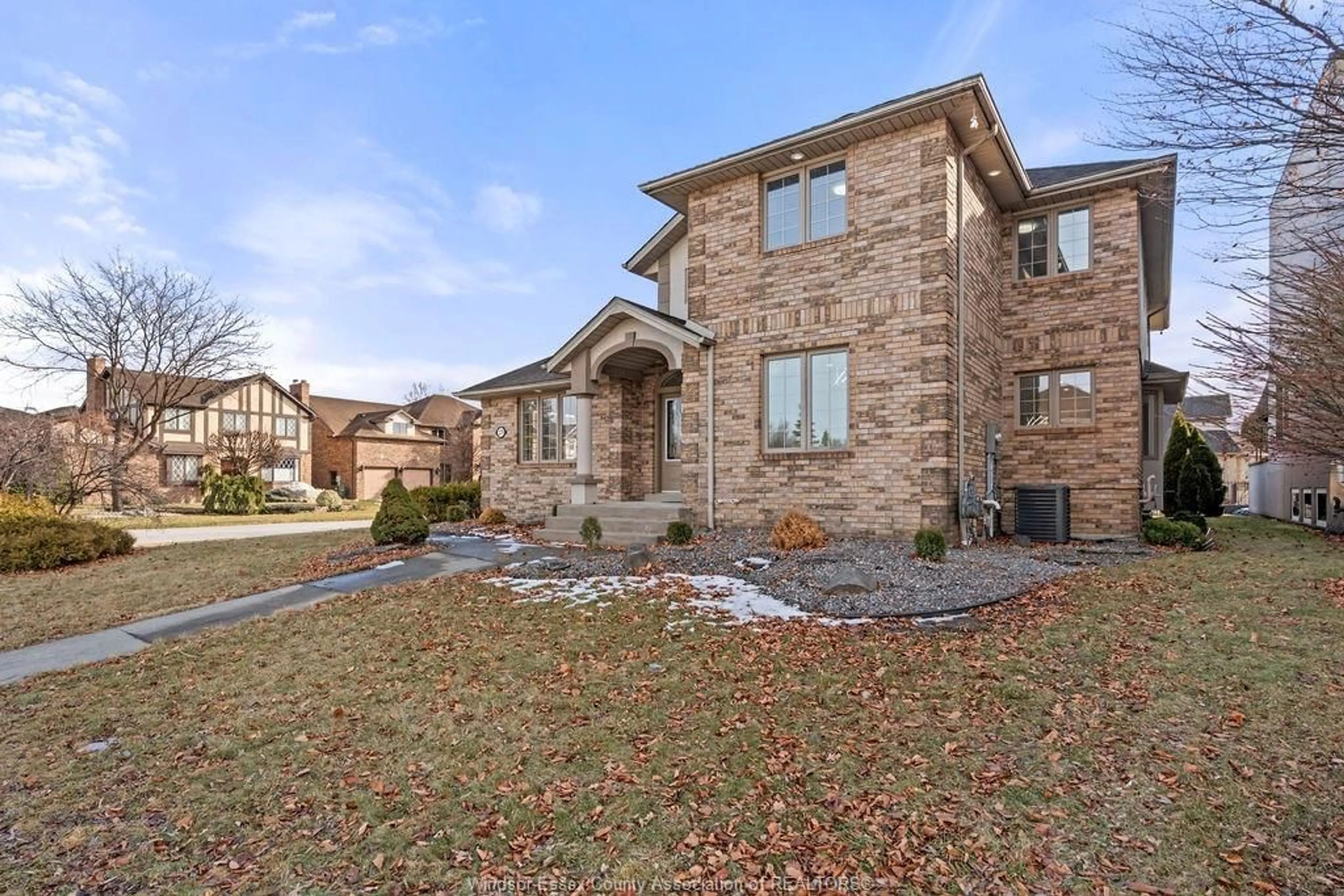 Home with brick exterior material, street for 275 RUSSELL WOODS Dr, Lakeshore Ontario N8N 4K4