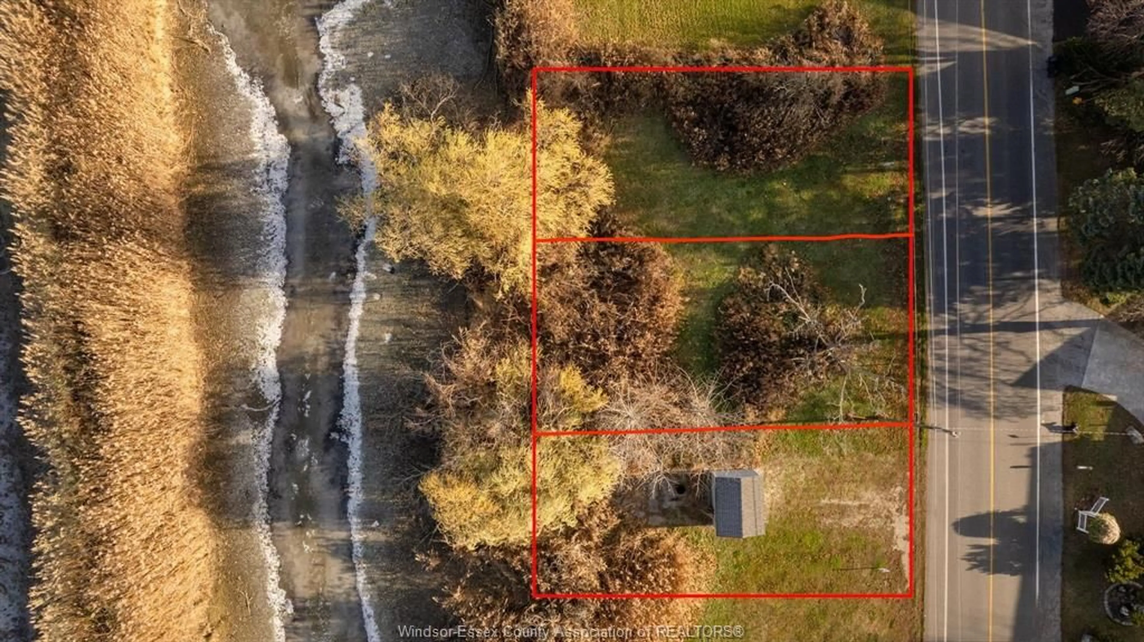 A pic from outside/outdoor area/front of a property/back of a property/a pic from drone, unknown for V/L HERITAGE Rd #LT 69, Kingsville Ontario N9Y 2E6