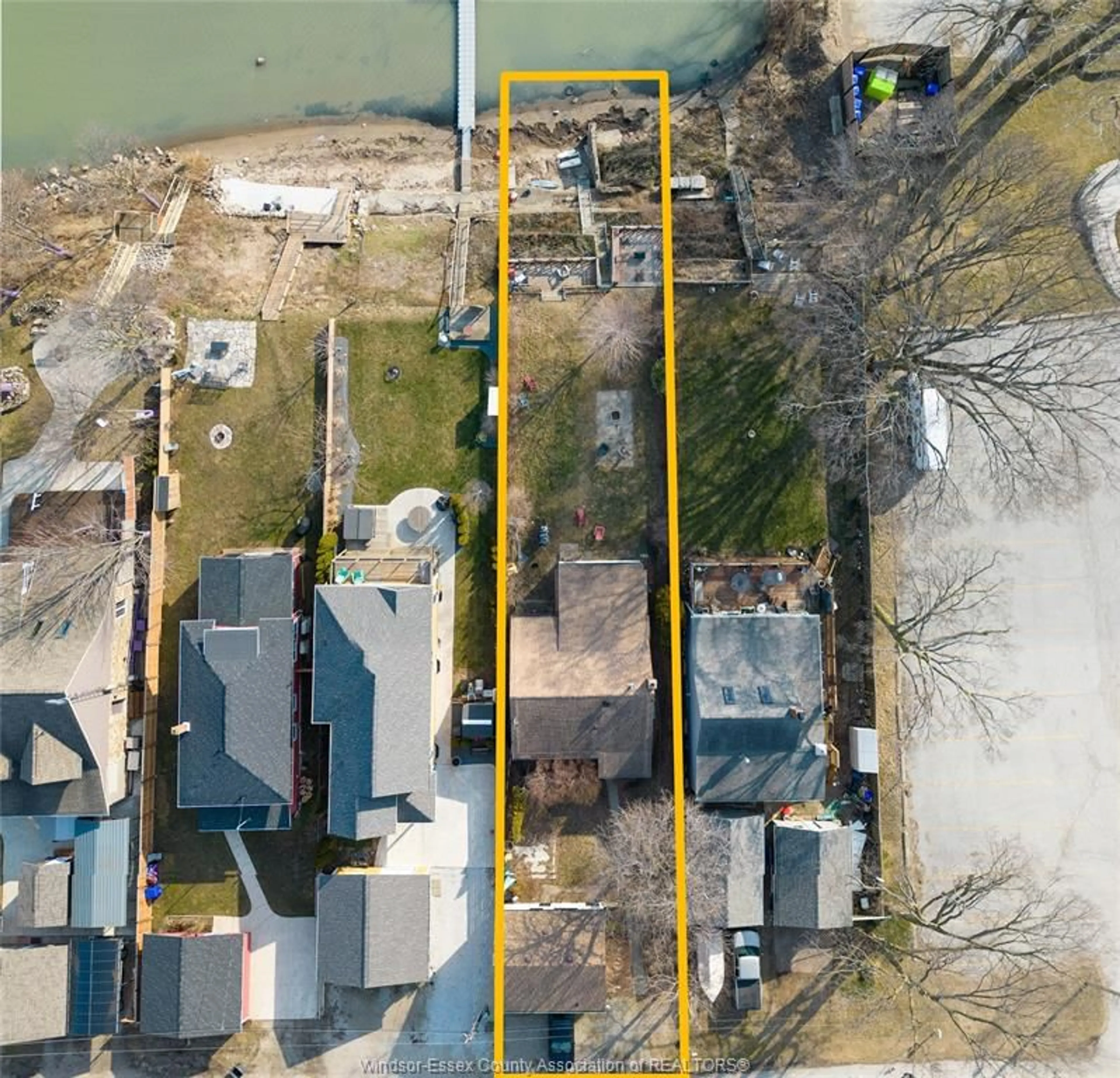 A pic from outside/outdoor area/front of a property/back of a property/a pic from drone, water/lake/river/ocean view for 69 SULLIVAN, Colchester Ontario N0R 1G0