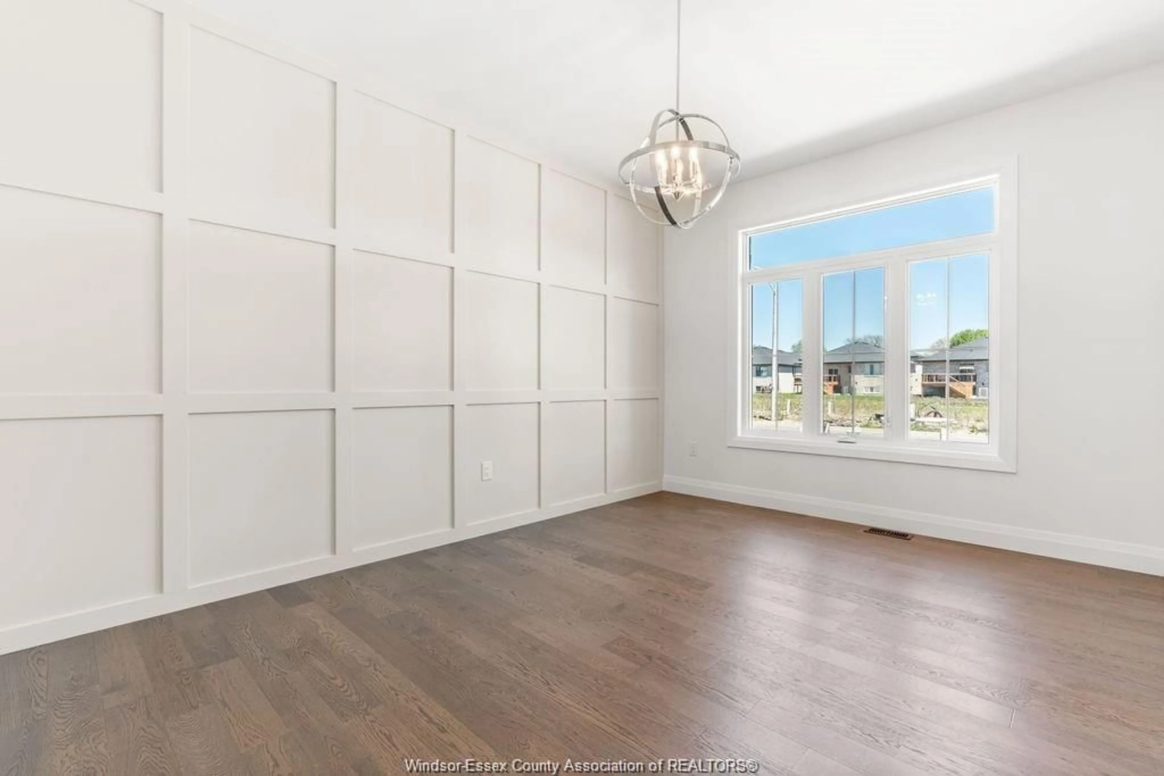A pic of a room for 5205 RAFAEL St, Tecumseh Ontario N0R 1K0
