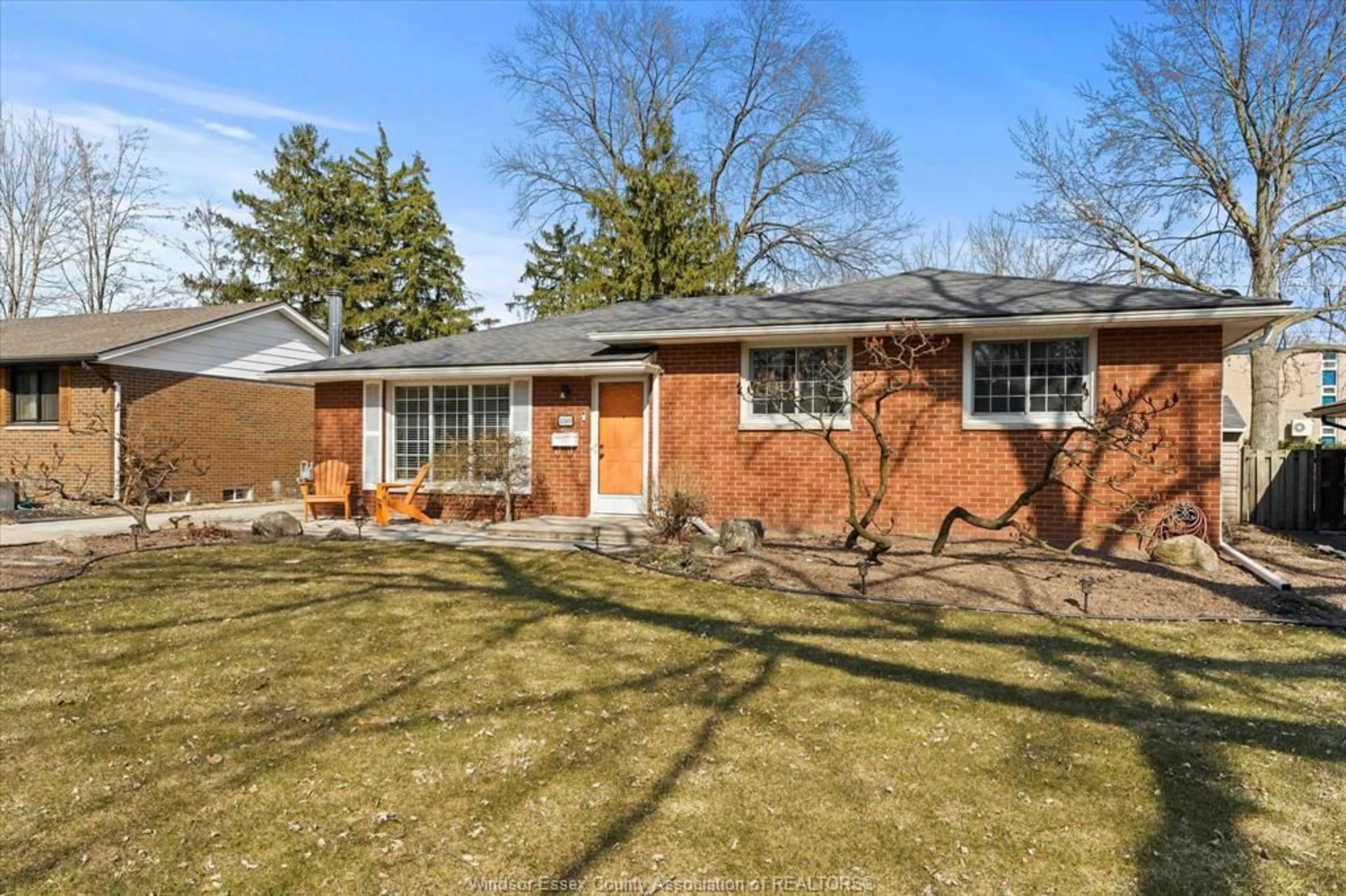 Home with brick exterior material, street for 3360 RANKIN Ave, Windsor Ontario N9E 3C1