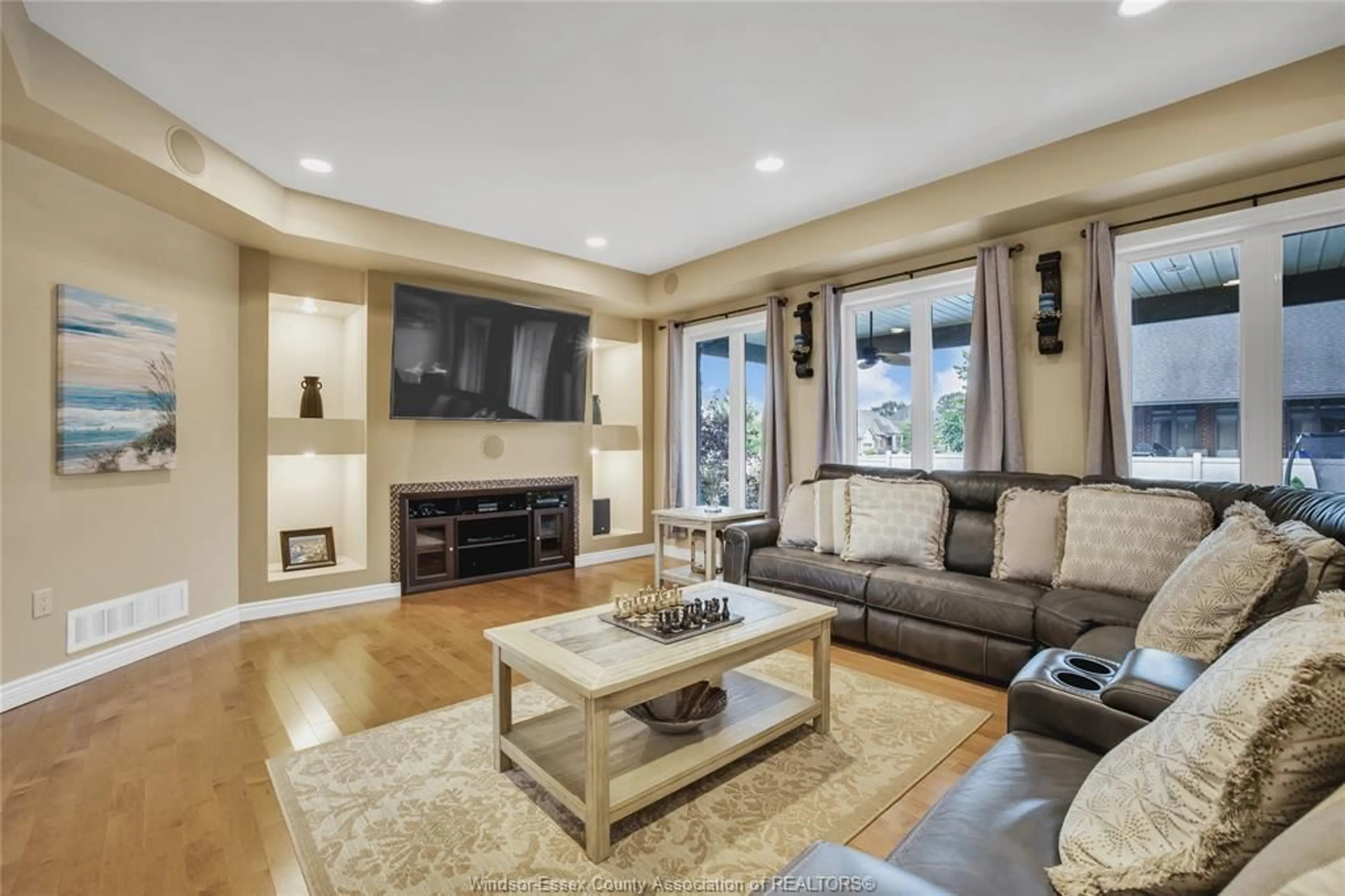 Living room with furniture, unknown for 12337 CANDLEWOOD Dr, Tecumseh Ontario N9K 0A3