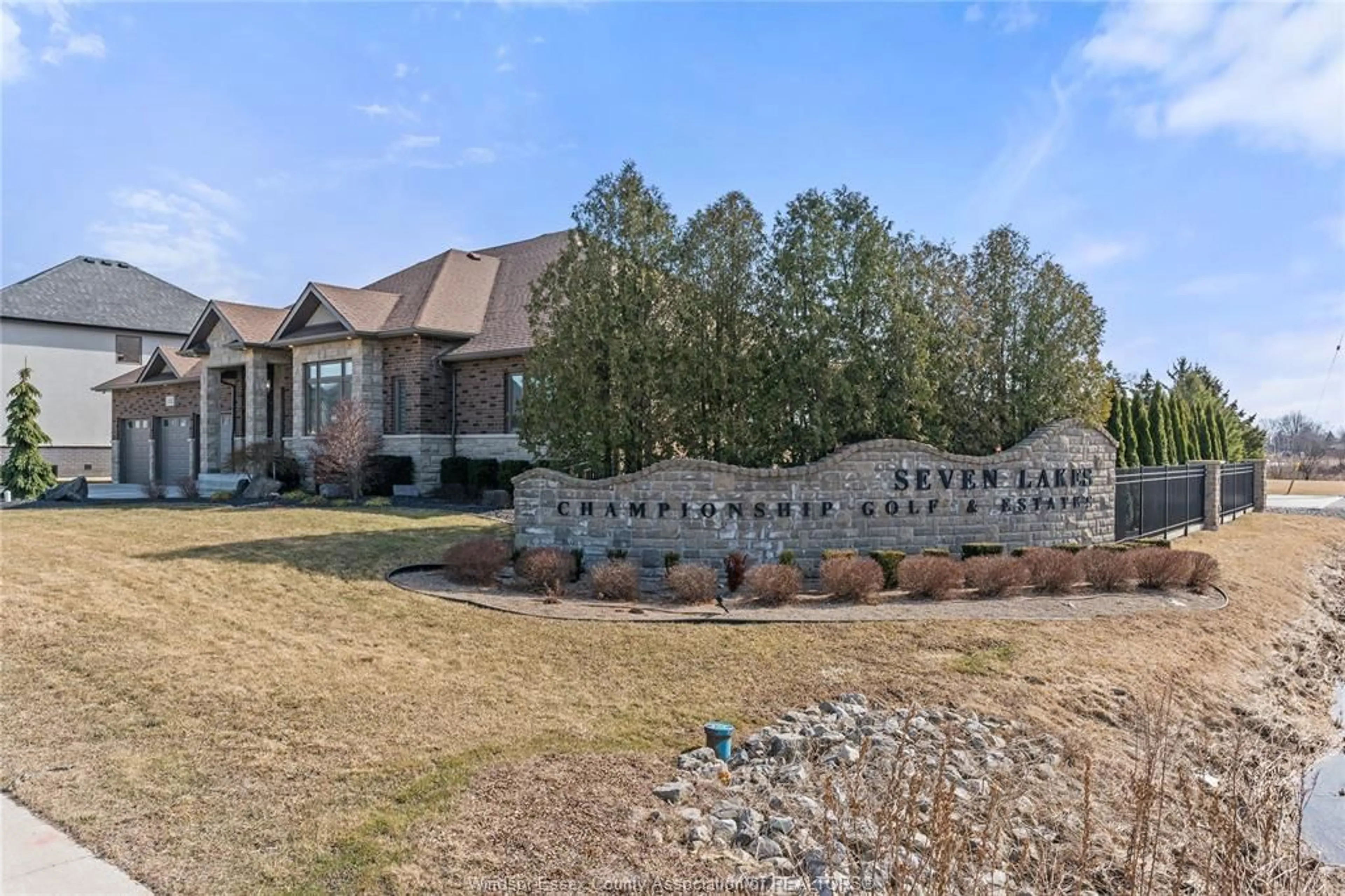 Unknown for 3552 SEVEN LAKES Dr, LaSalle Ontario N9H 0E5