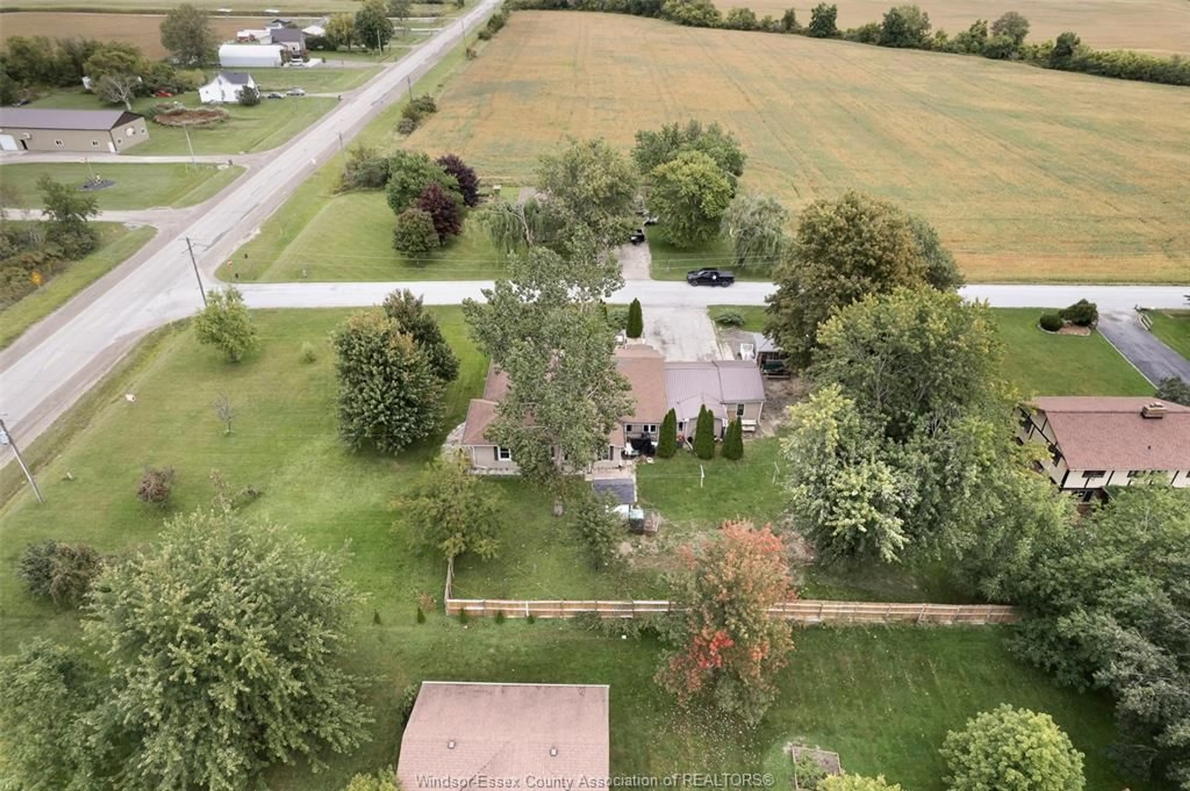 A pic from outside/outdoor area/front of a property/back of a property/a pic from drone, unknown for 21240 CEMETERY Rd, Wheatley Ontario N0P 2P0