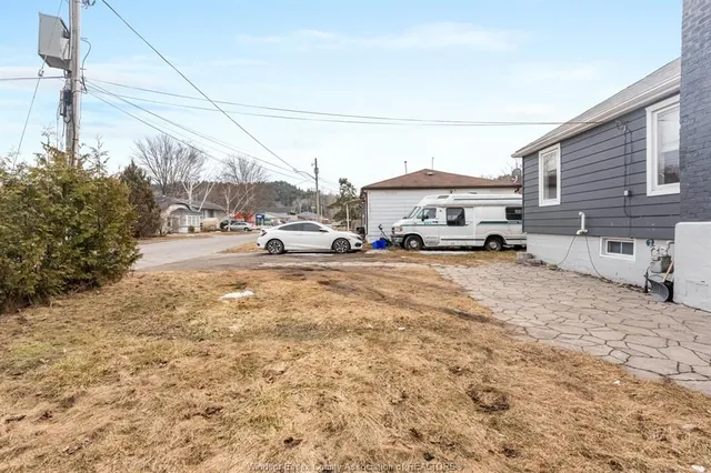 Additional property image - 354 FRONT St