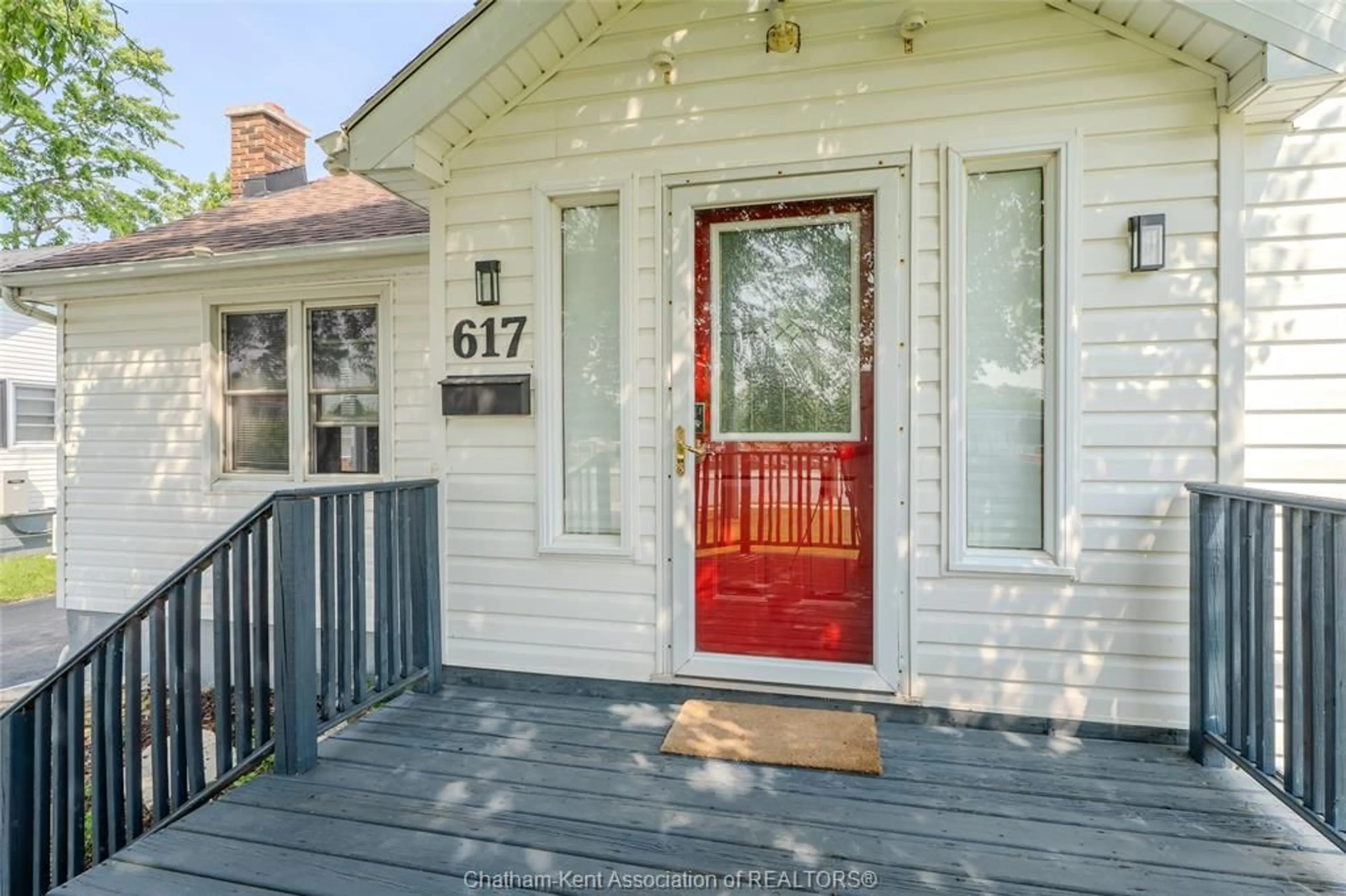 Unknown for 617 GRAND Ave, Chatham Ontario N7L 1X5