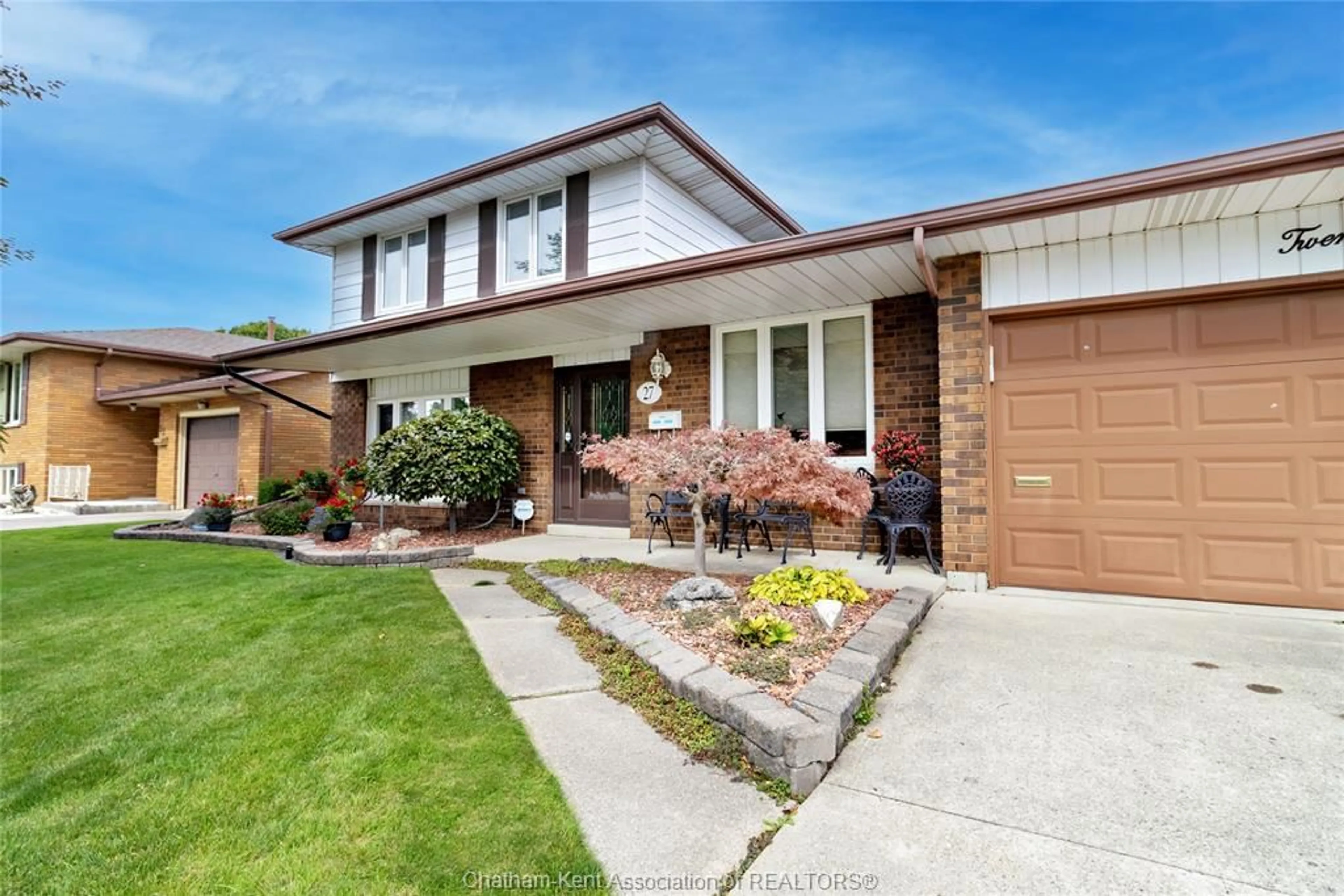 Home with brick exterior material, street for 27 JOANNE St, Chatham Ontario N7M 4S1