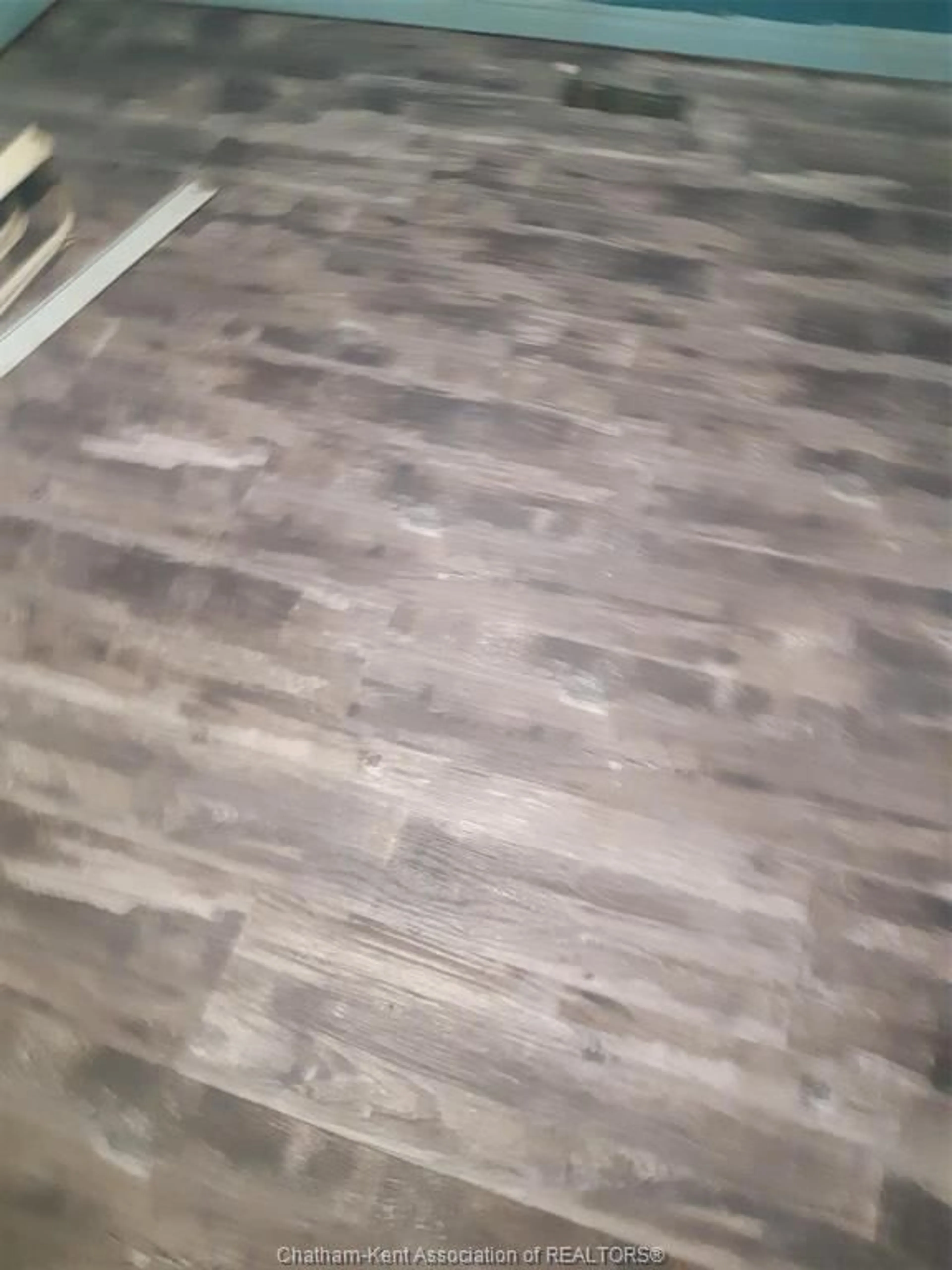 A pic of a room for 5033 DUFFERIN Ave, Wallaceburg Ontario N8A 4N1