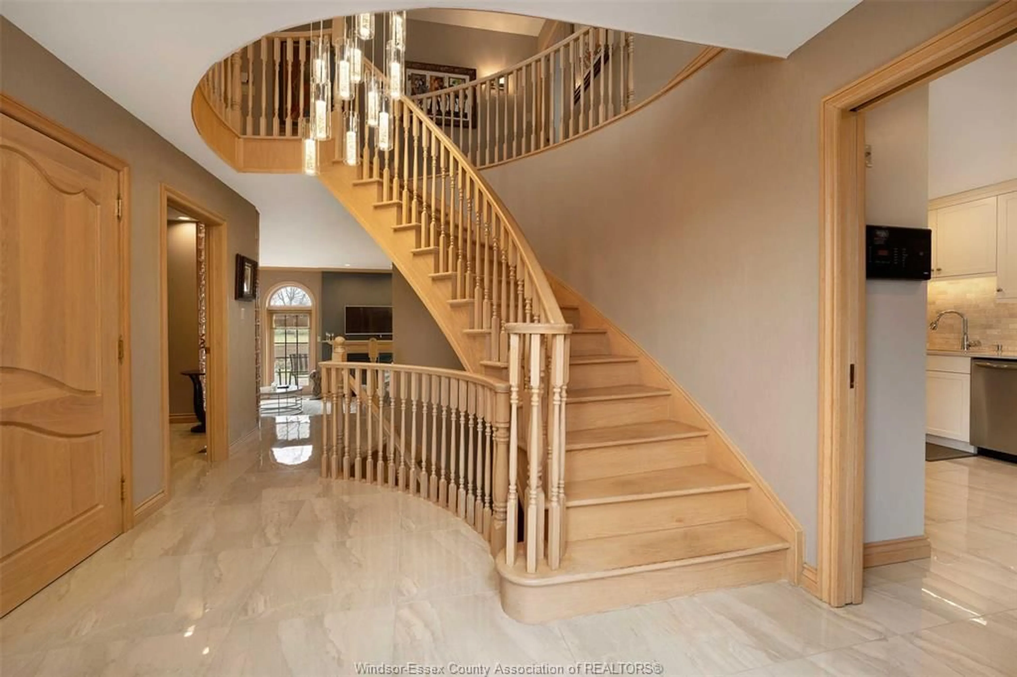 Stairs for 23 Fairway Cres #23, Amherstburg Ontario N9V 3T5