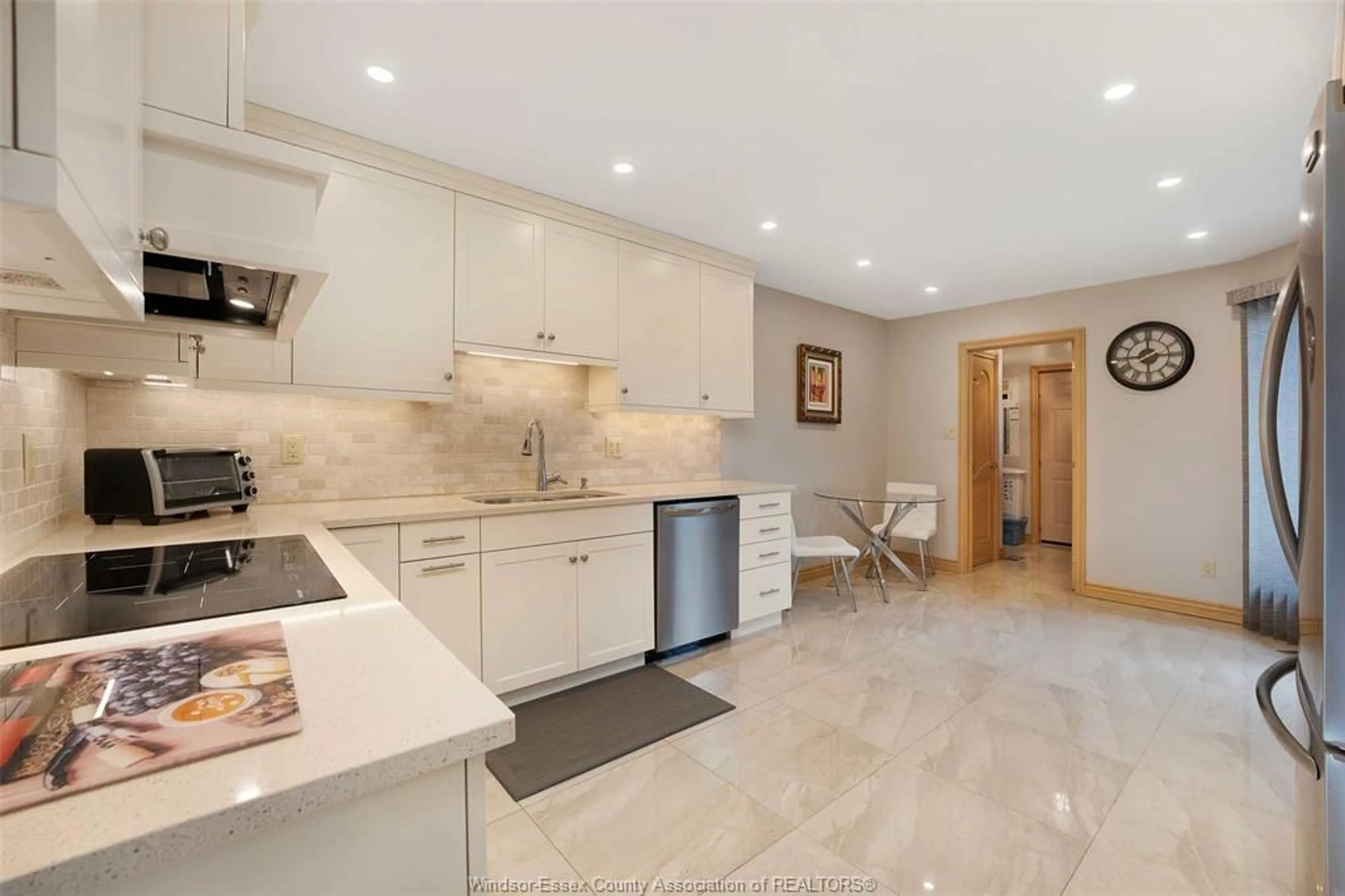 Open concept kitchen, ceramic/tile floor for 23 Fairway Cres #23, Amherstburg Ontario N9V 3T5