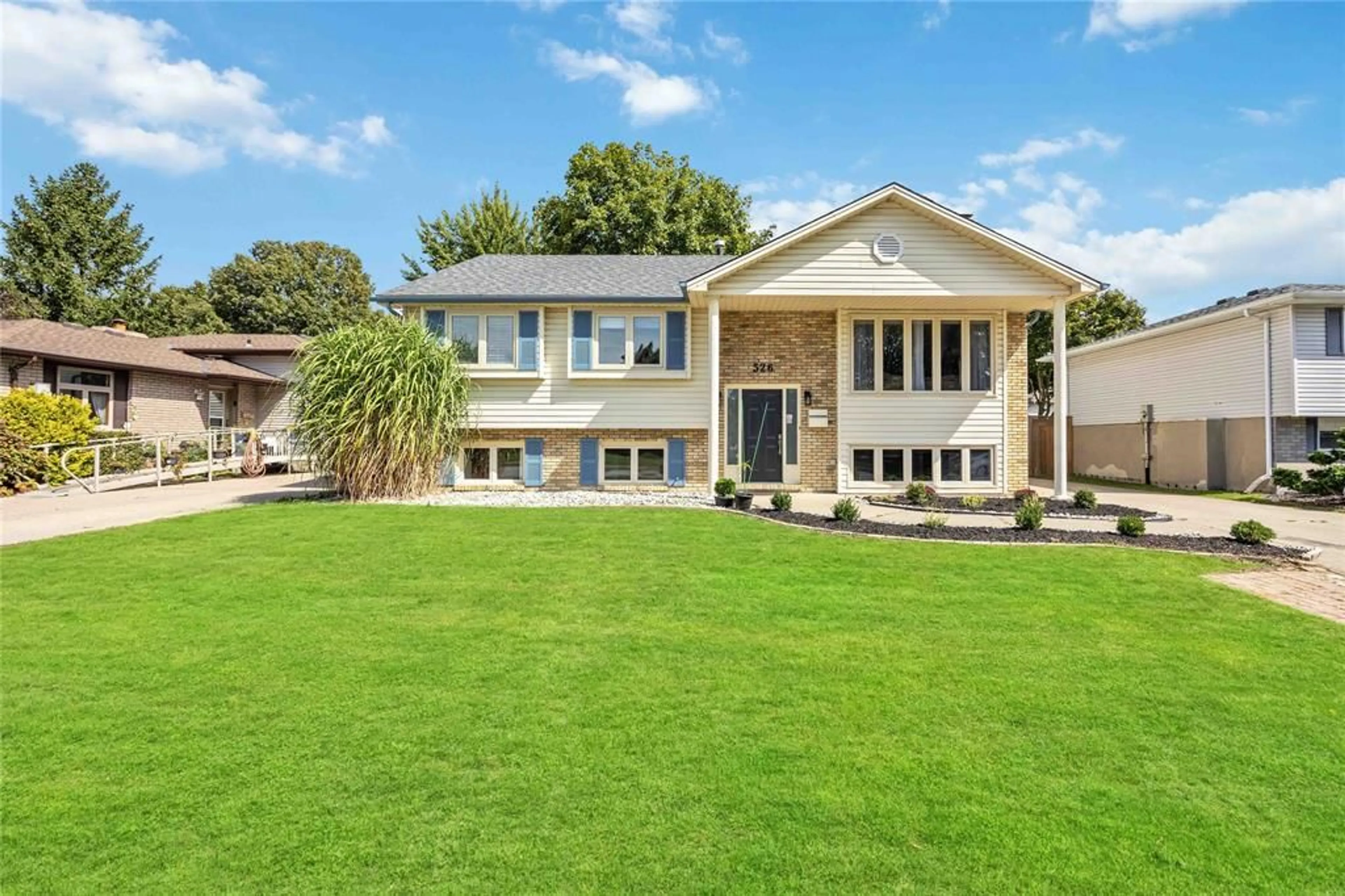 Unknown for 526 BIRCHBANK Ave, St Clair Ontario N0N 1G0