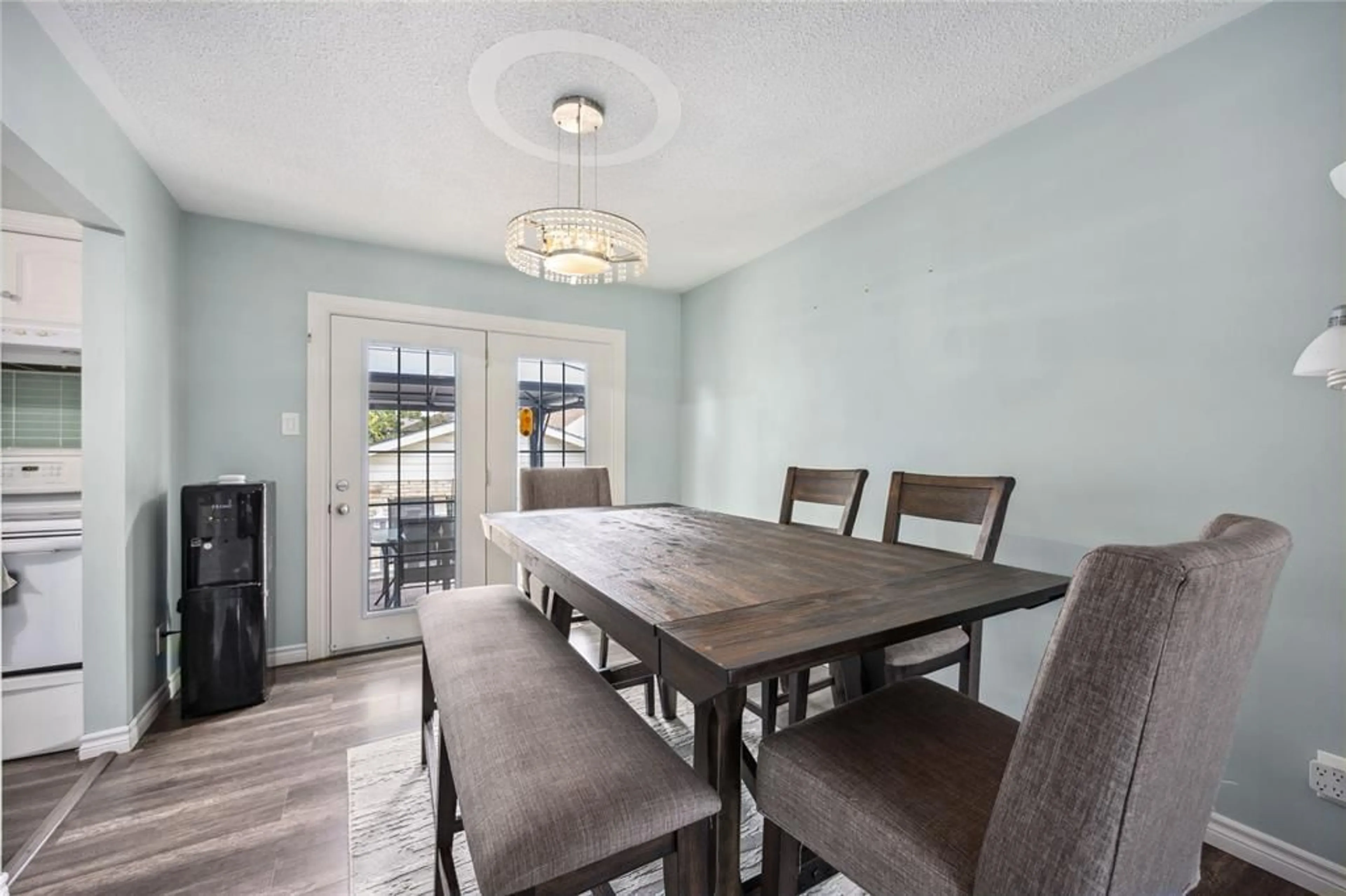 Dining room, wood/laminate floor for 526 BIRCHBANK Ave, St Clair Ontario N0N 1G0