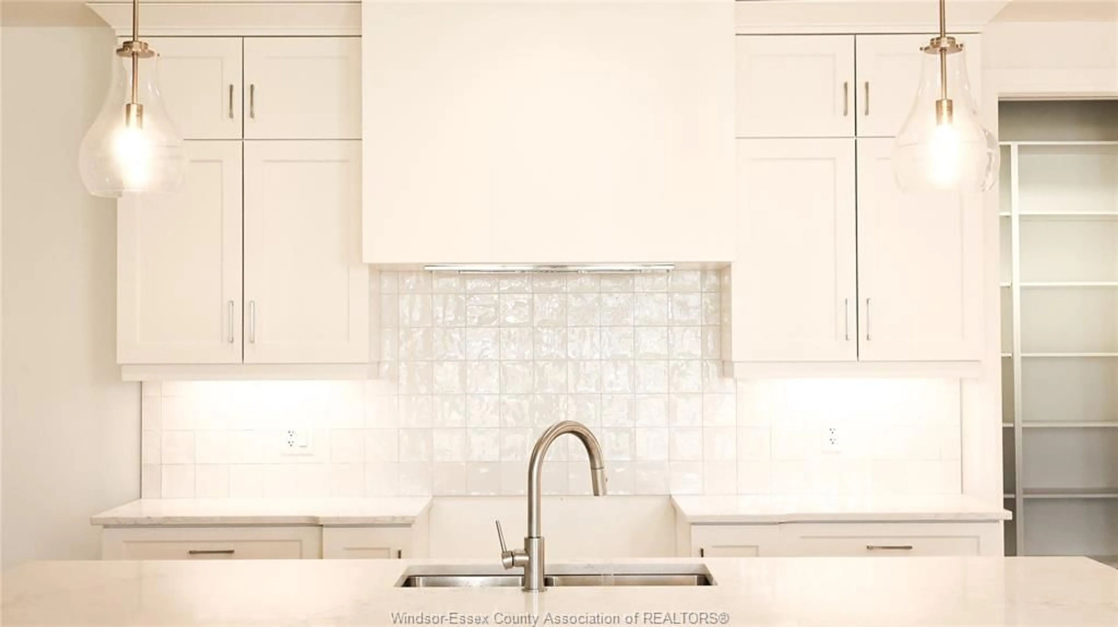 Contemporary kitchen, ceramic/tile floor for 76 BOBLO ISLAND Blvd, Amherstburg Ontario N9V 0H7