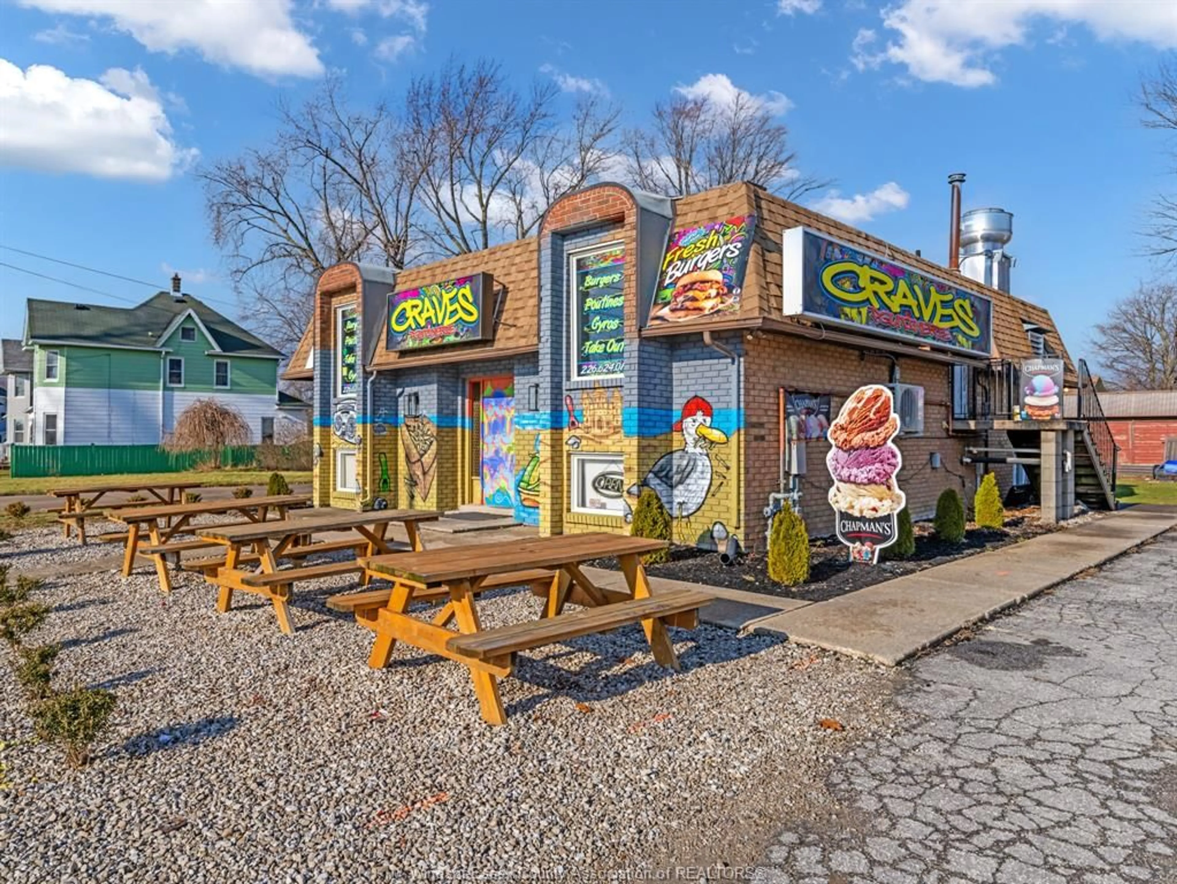 Patio, street for 581 BROADWAY, Belle River Ontario N0R 1A0