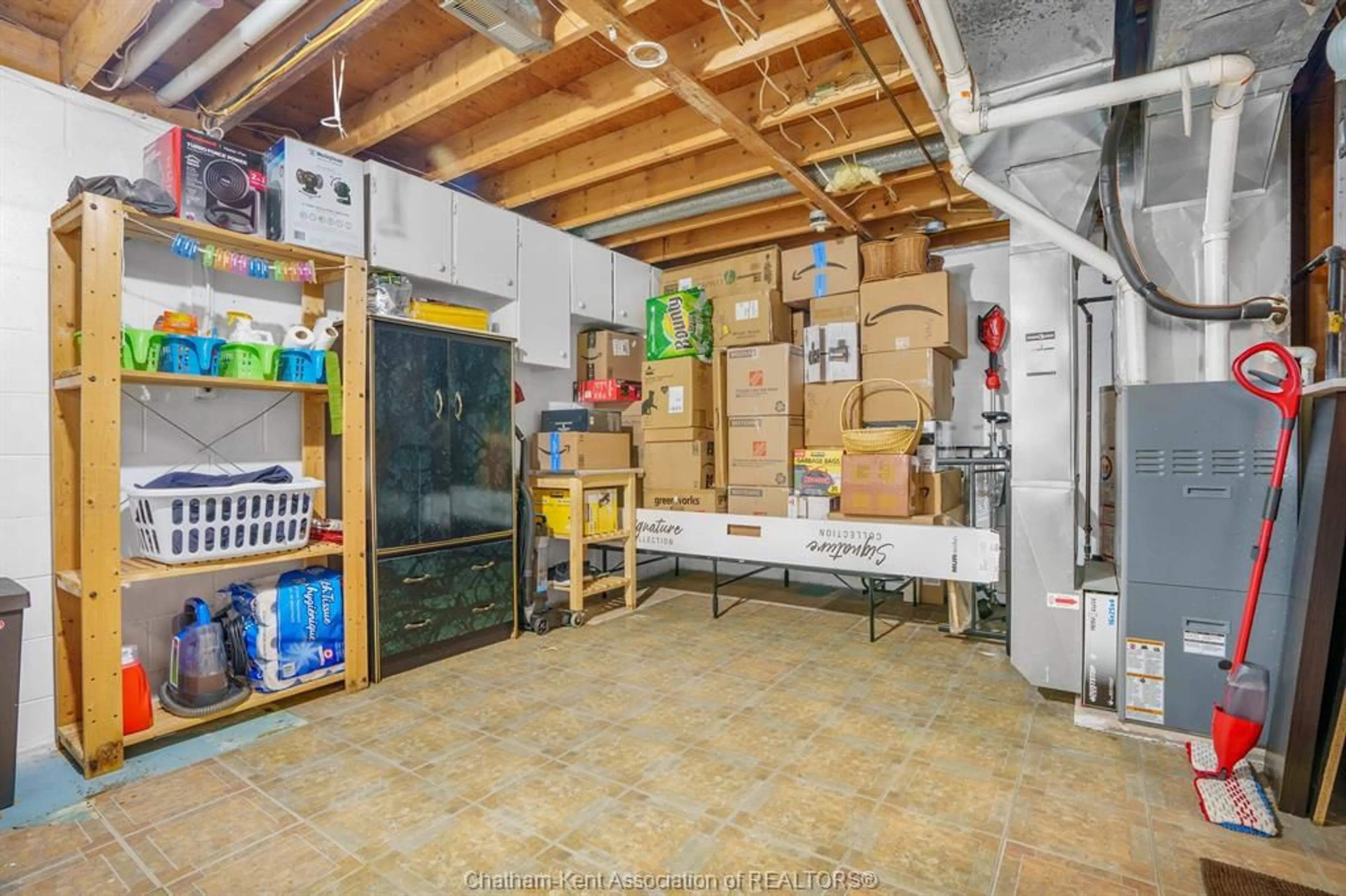 Unknown for 132 Berry St, Chatham Ontario N7M 3B3