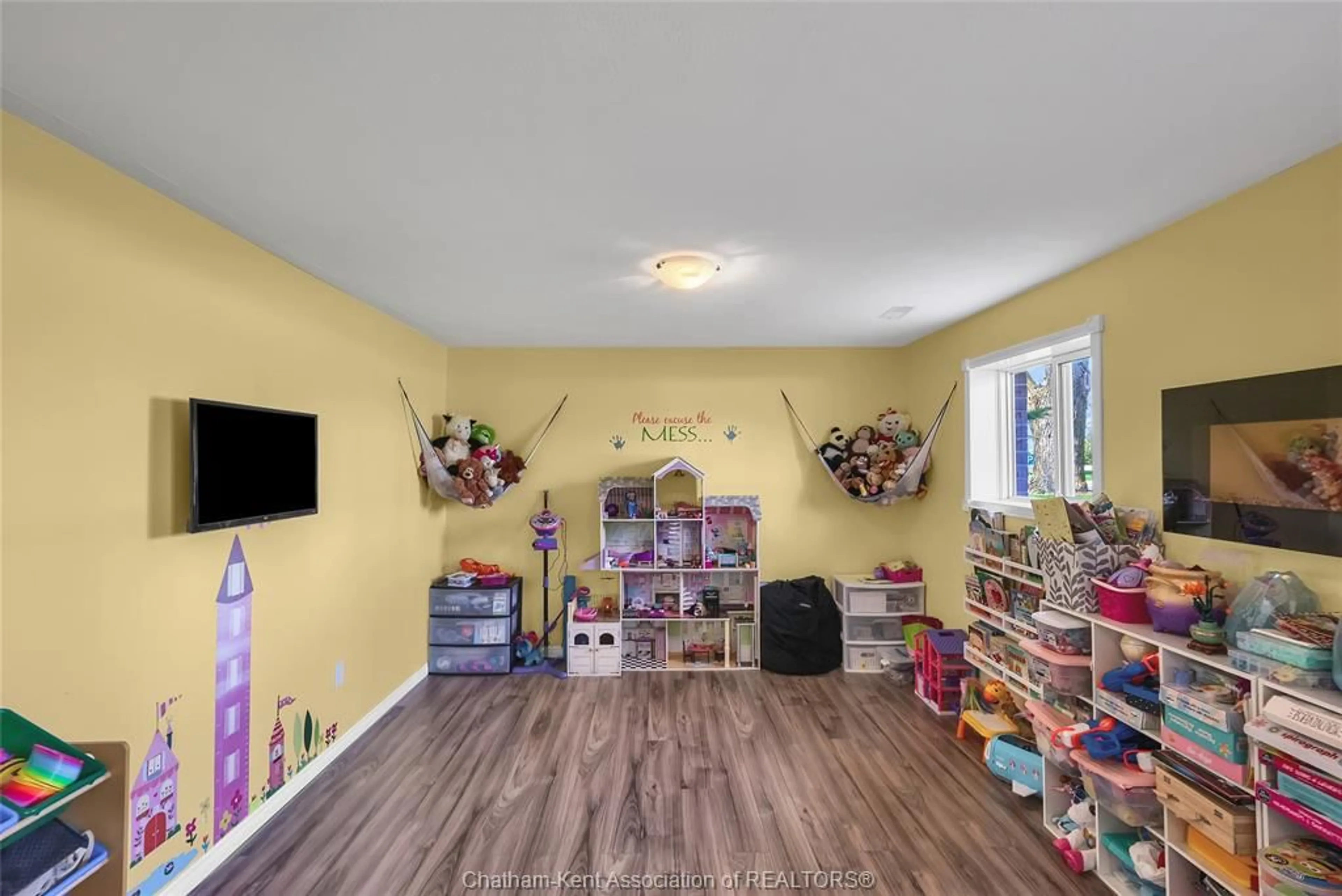 A pic of a room for 7110 Pain Court Line, Chatham-Kent Ontario N0P 1Z0
