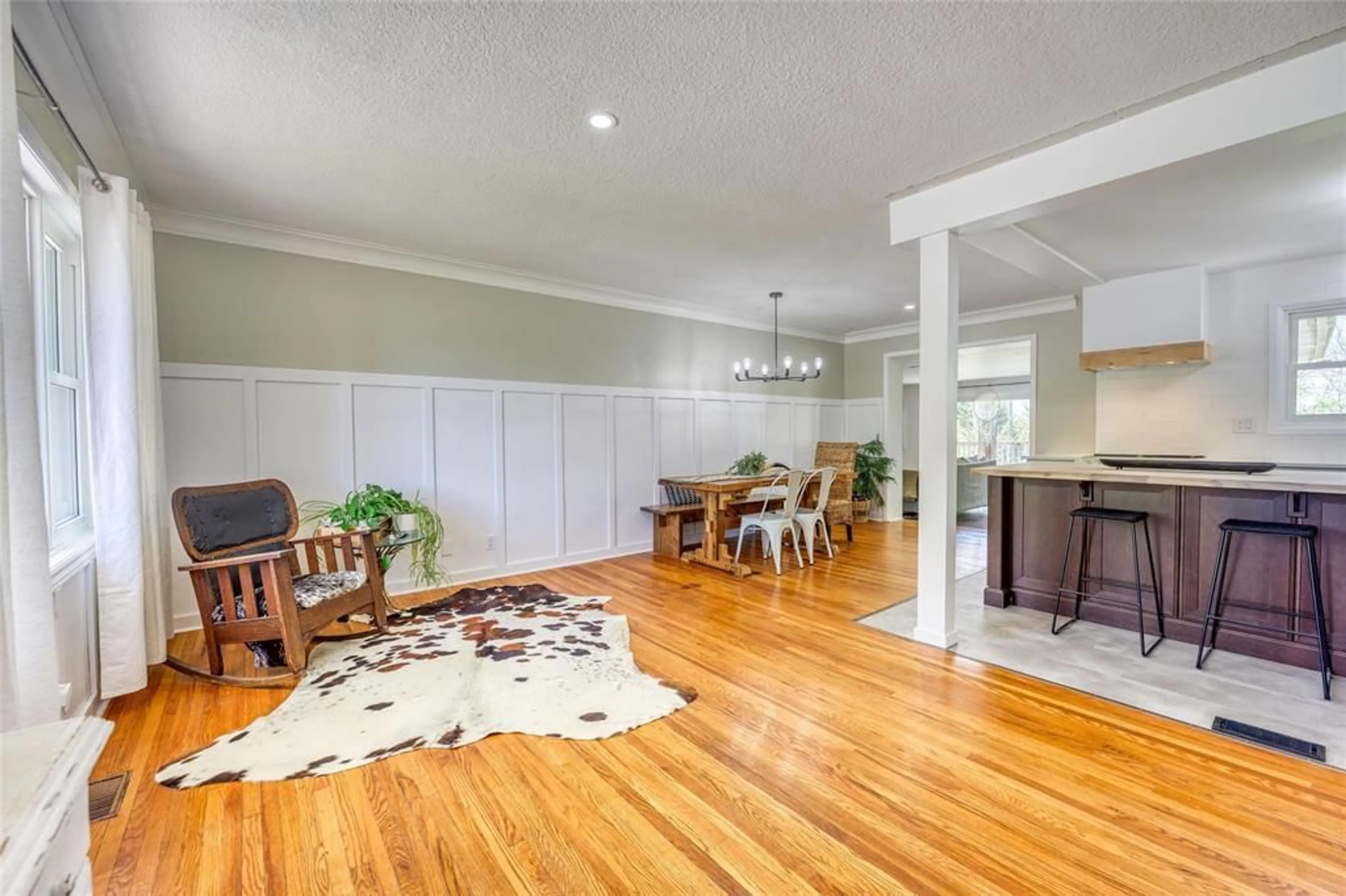 Unknown for 282 JOHN St, Warwick-Watford Ontario N0M 2S0
