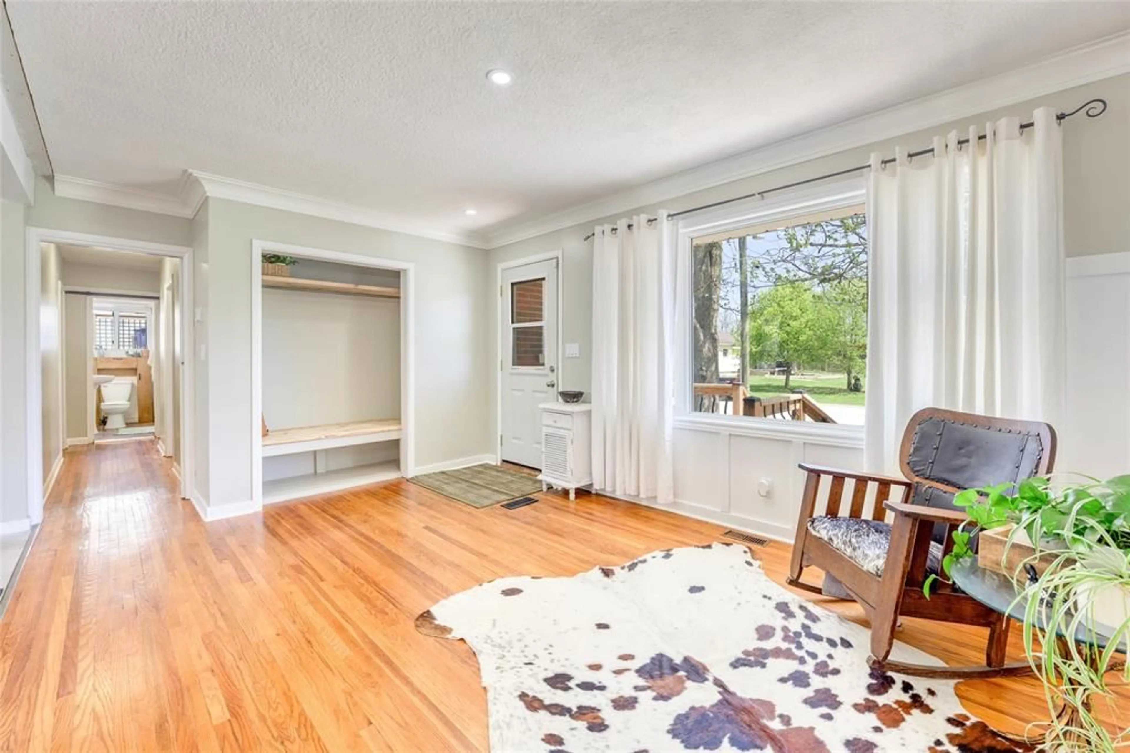 Unknown for 282 JOHN St, Warwick-Watford Ontario N0M 2S0