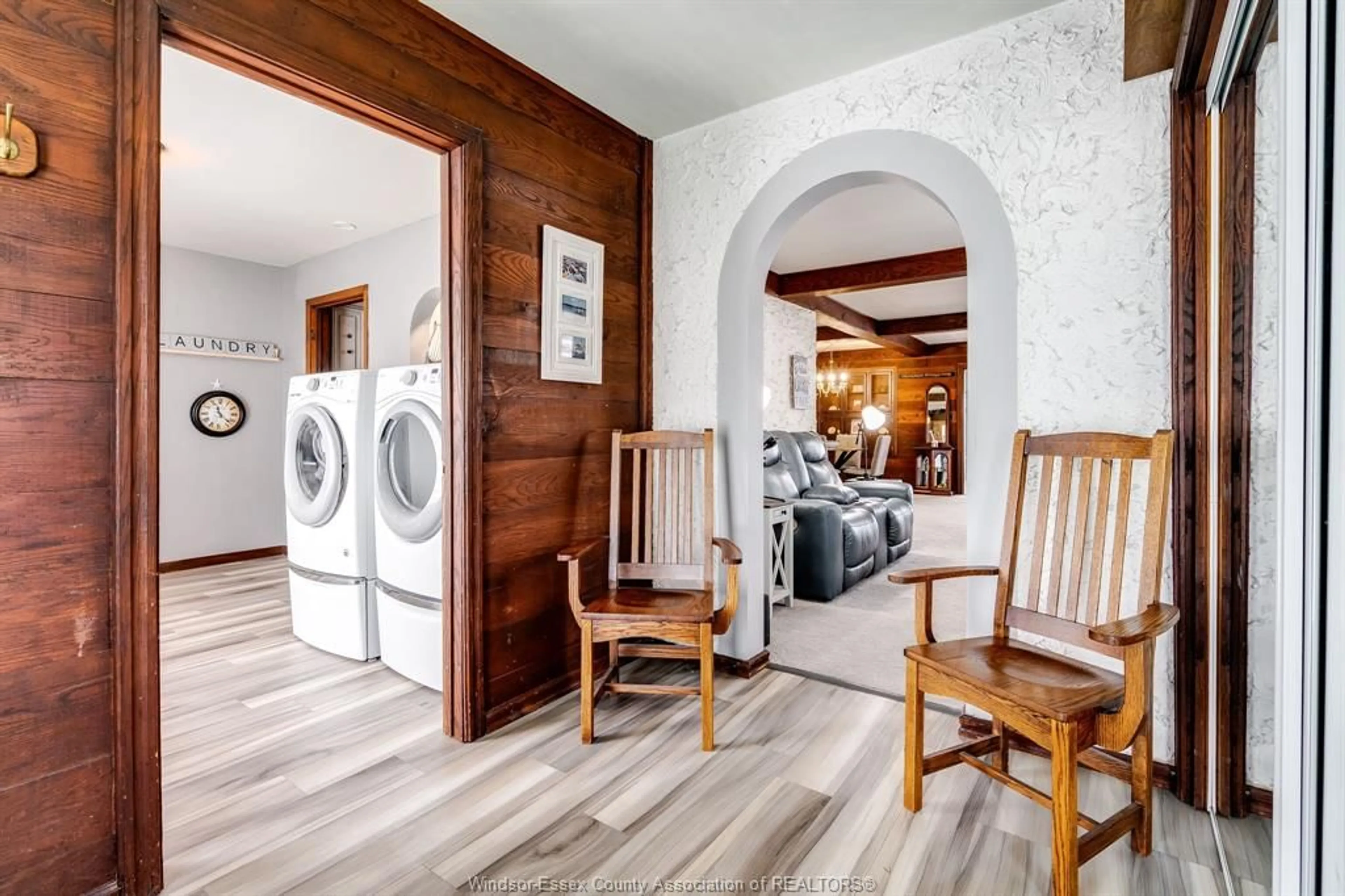 Laundry room for 360 ROBSON Rd, Leamington Ontario N8H 0A5