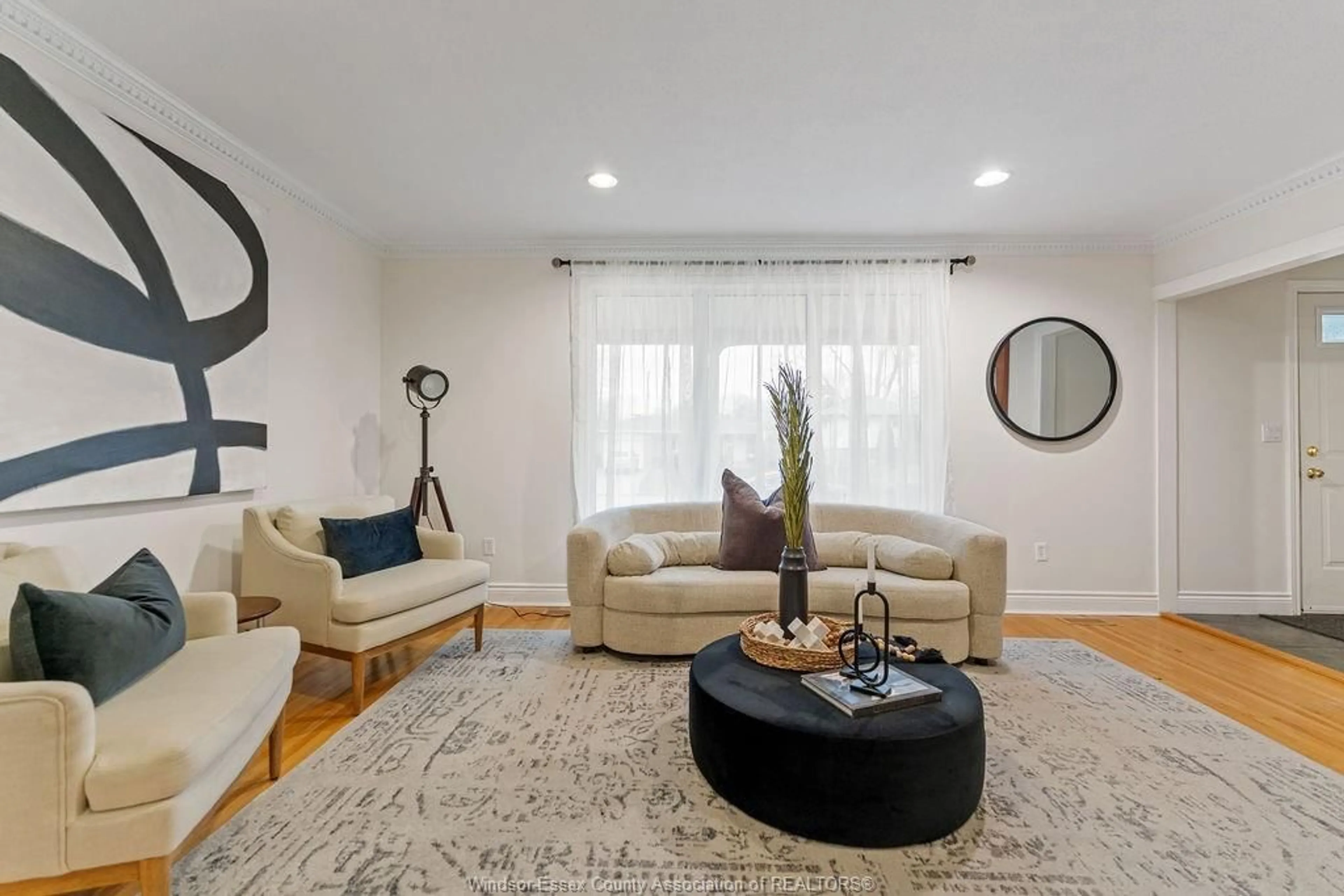 Living room with furniture, unknown for 3401 AVONDALE Ave, Windsor Ontario N9E 1X8