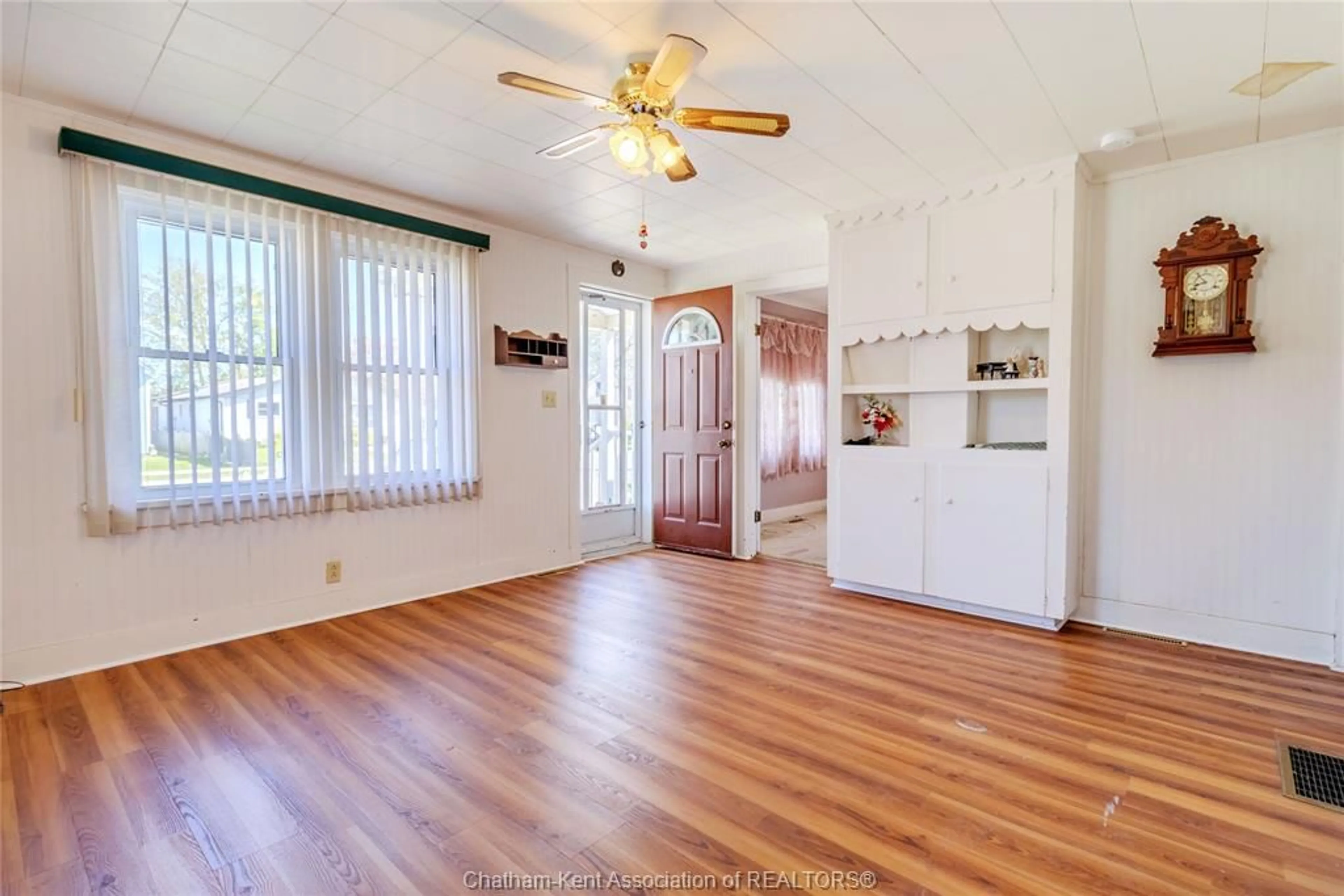 A pic of a room for 408 St. Charles St, Belle River Ontario N0R 1A0