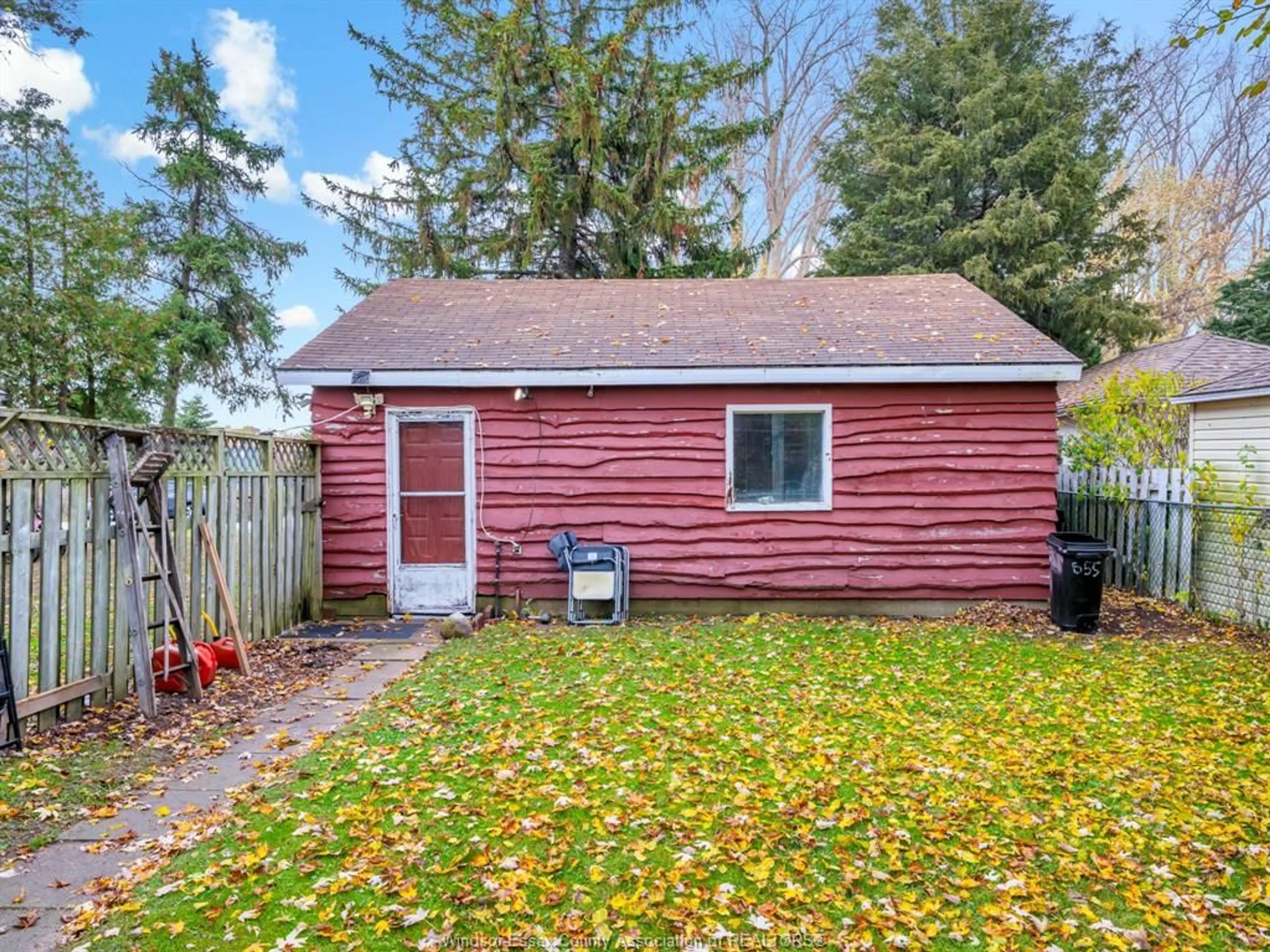 Shed for 655 HERITAGE Rd, Kingsville Ontario N9Y 3B1