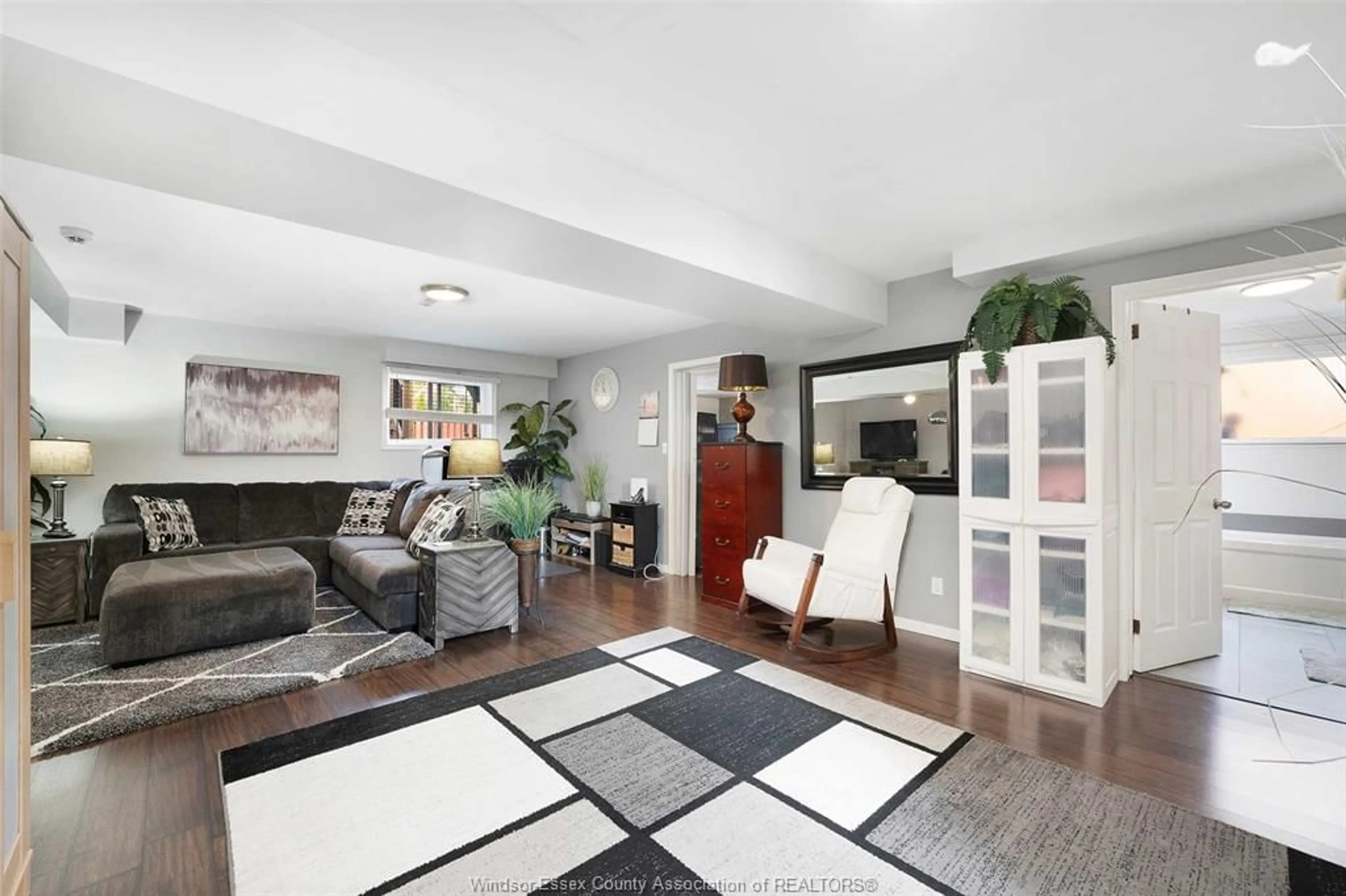 Living room with furniture, unknown for 375 GARY Ave, LaSalle Ontario N9J 1V3