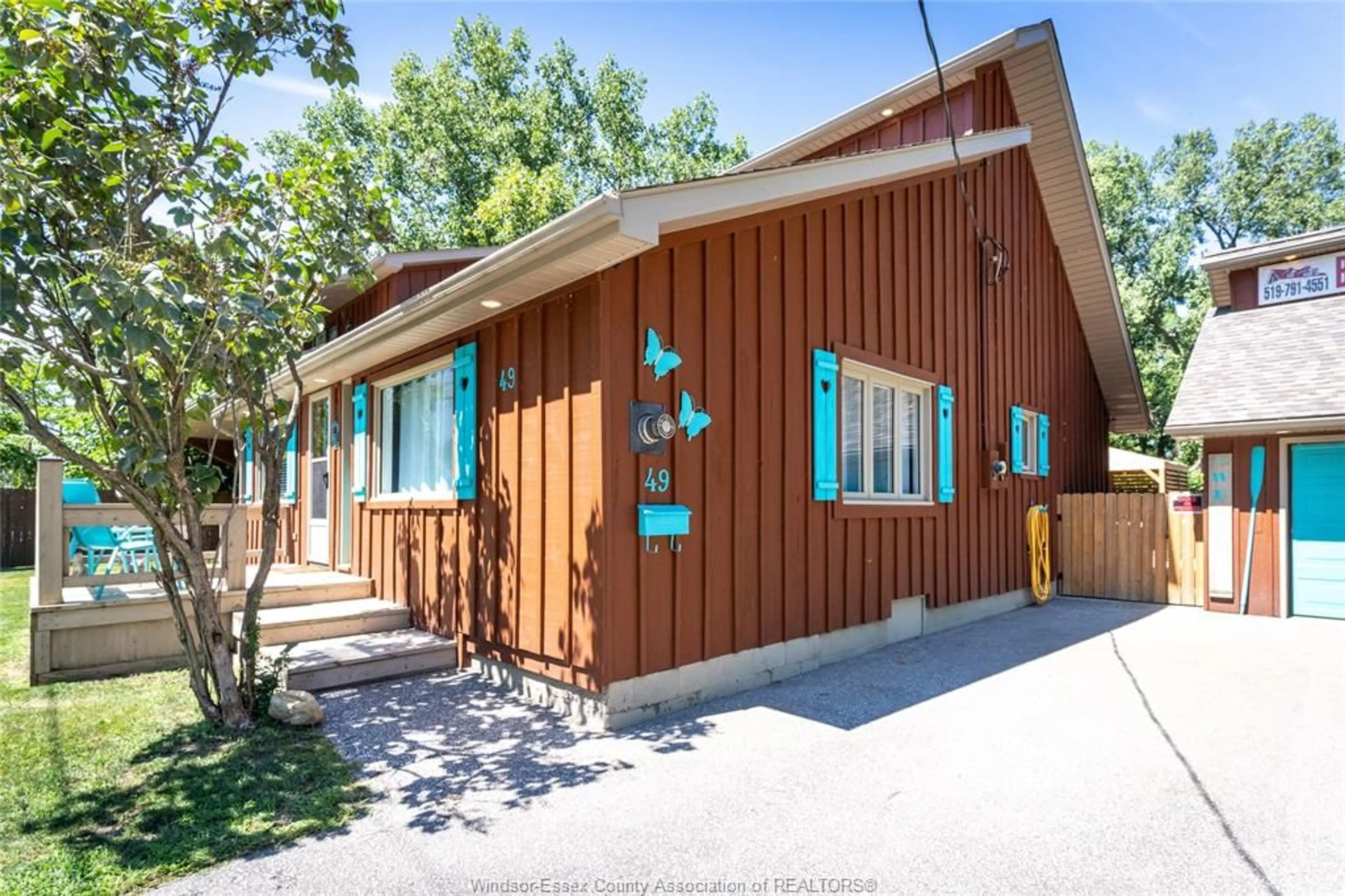 Unknown for 49 RIVERVIEW, LaSalle Ontario N9S 1E1