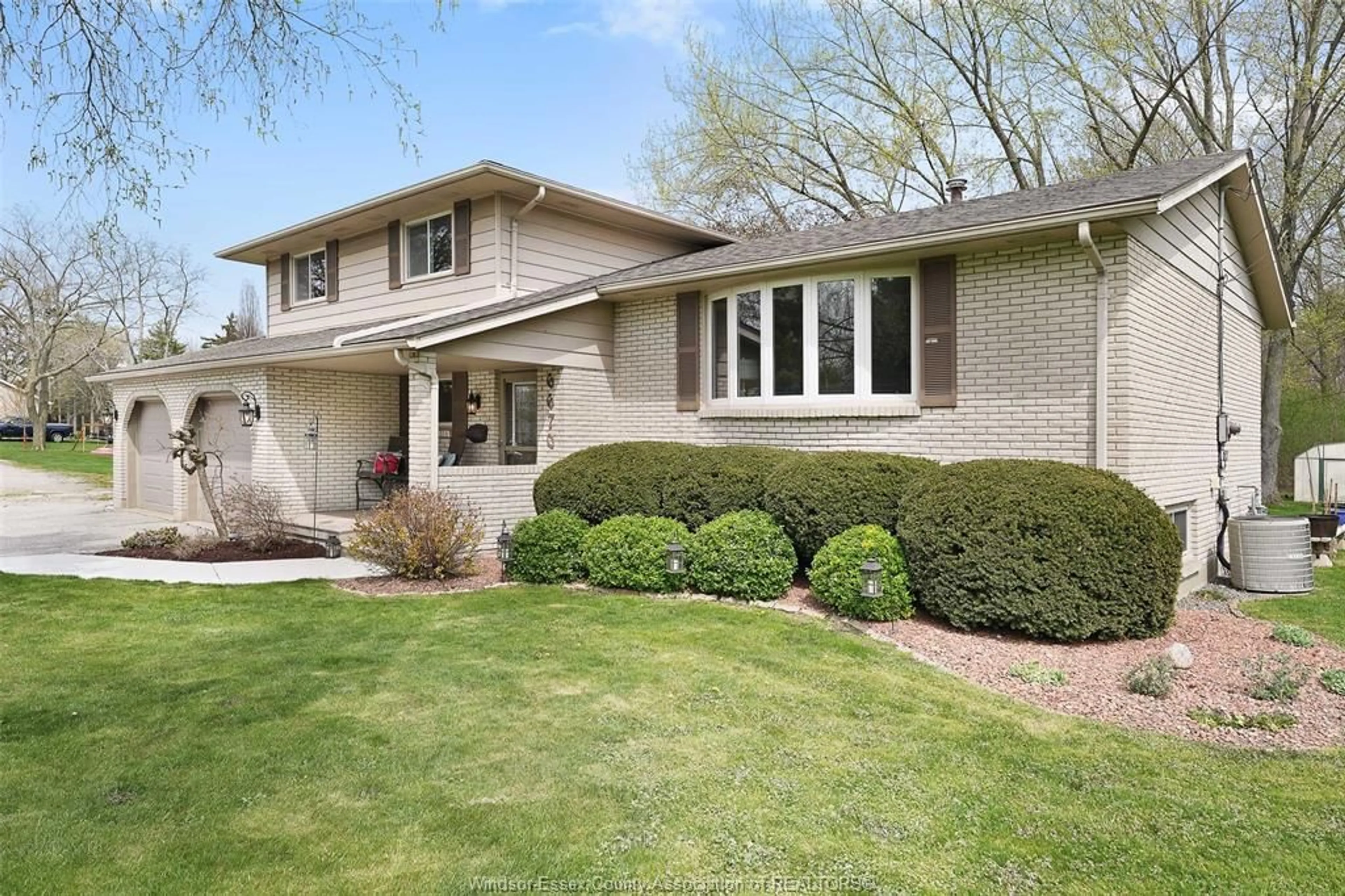 Home with brick exterior material, street for 6670 MALDEN Rd, LaSalle Ontario N9H 1T6