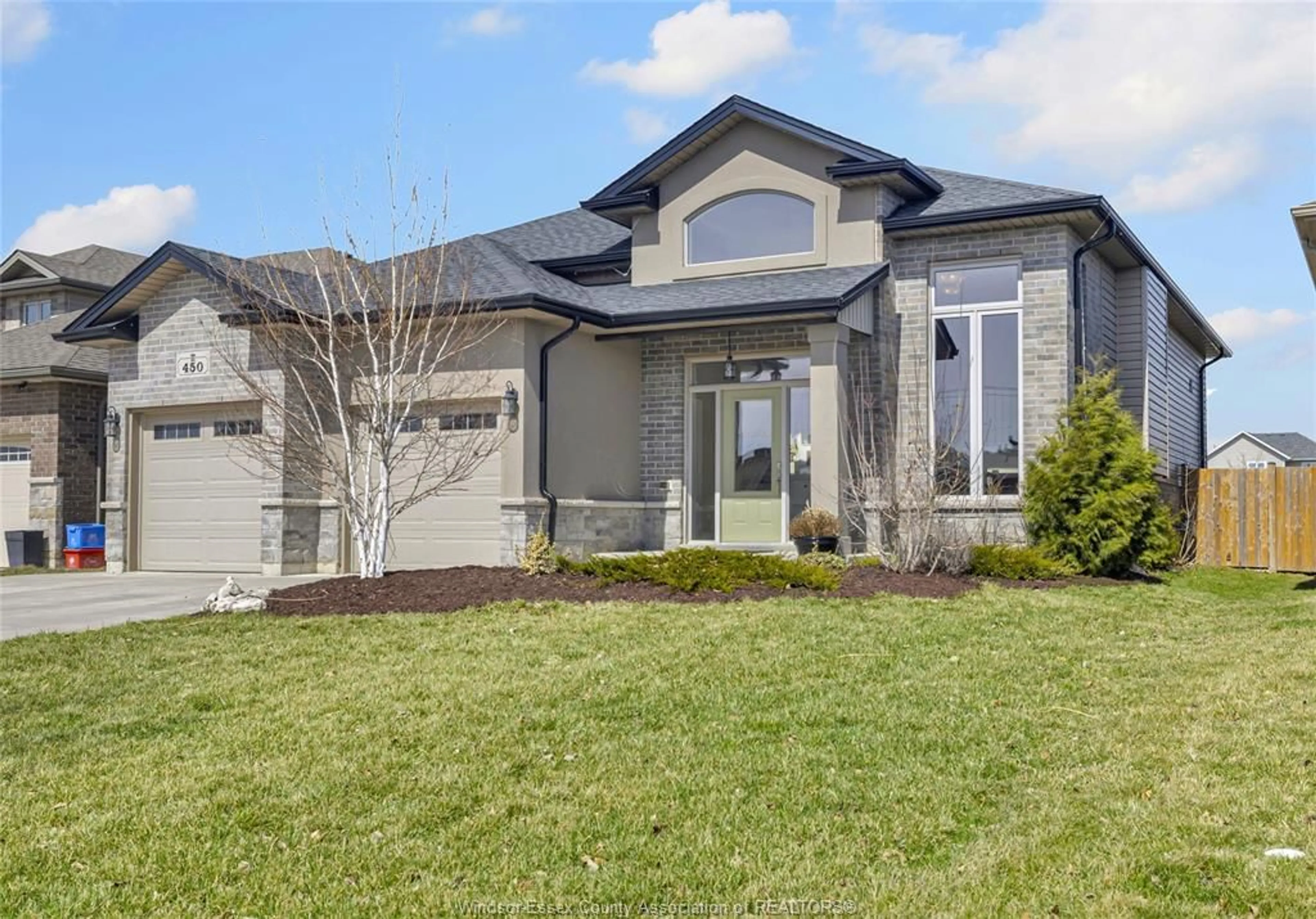 Home with vinyl exterior material, street for 450 Old Colony Trail, Amherstburg Ontario N9V 0A4