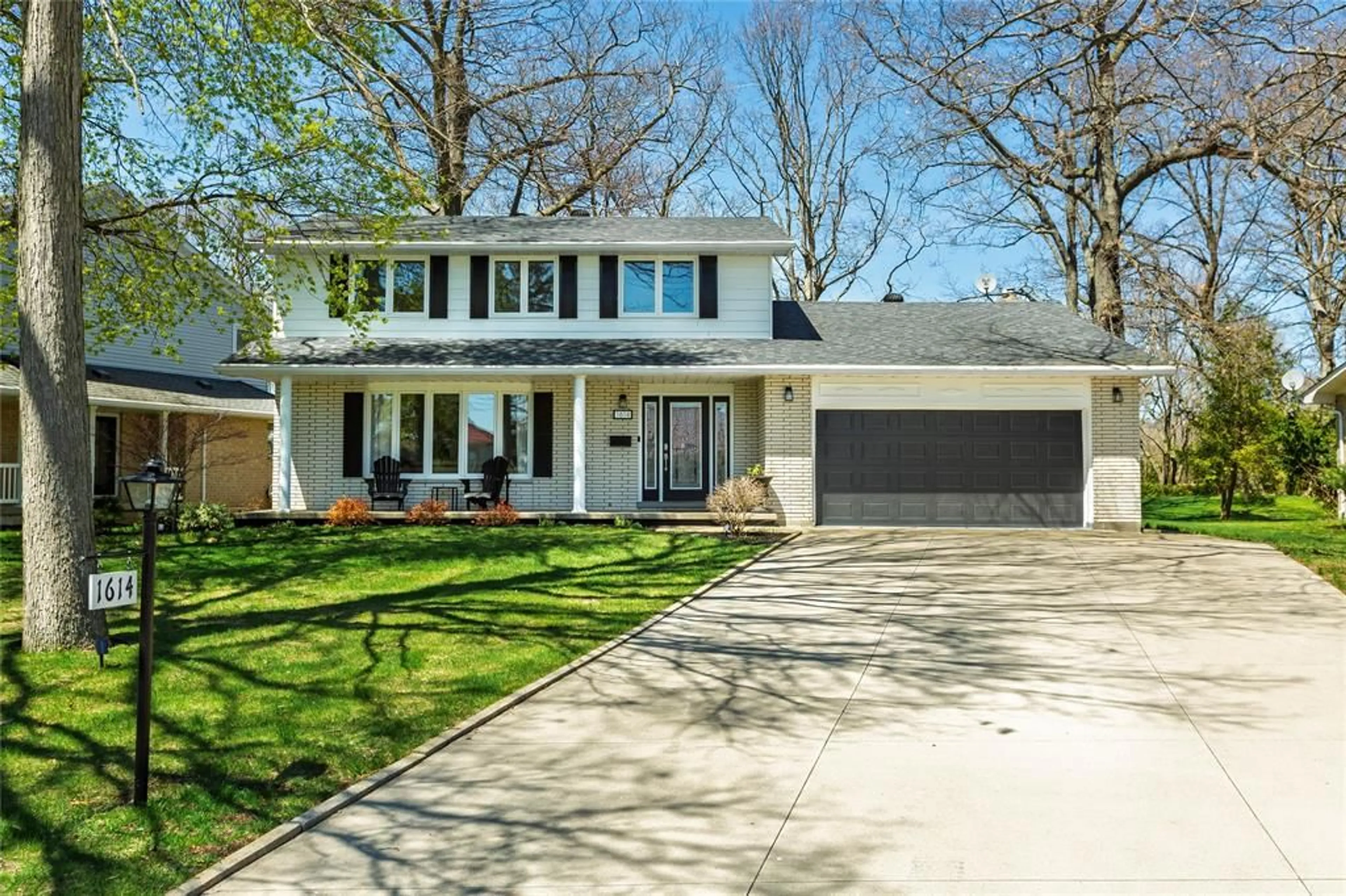Home with vinyl exterior material, street for 1614 BLACKWELL Rd, Sarnia Ontario N7X 1A4