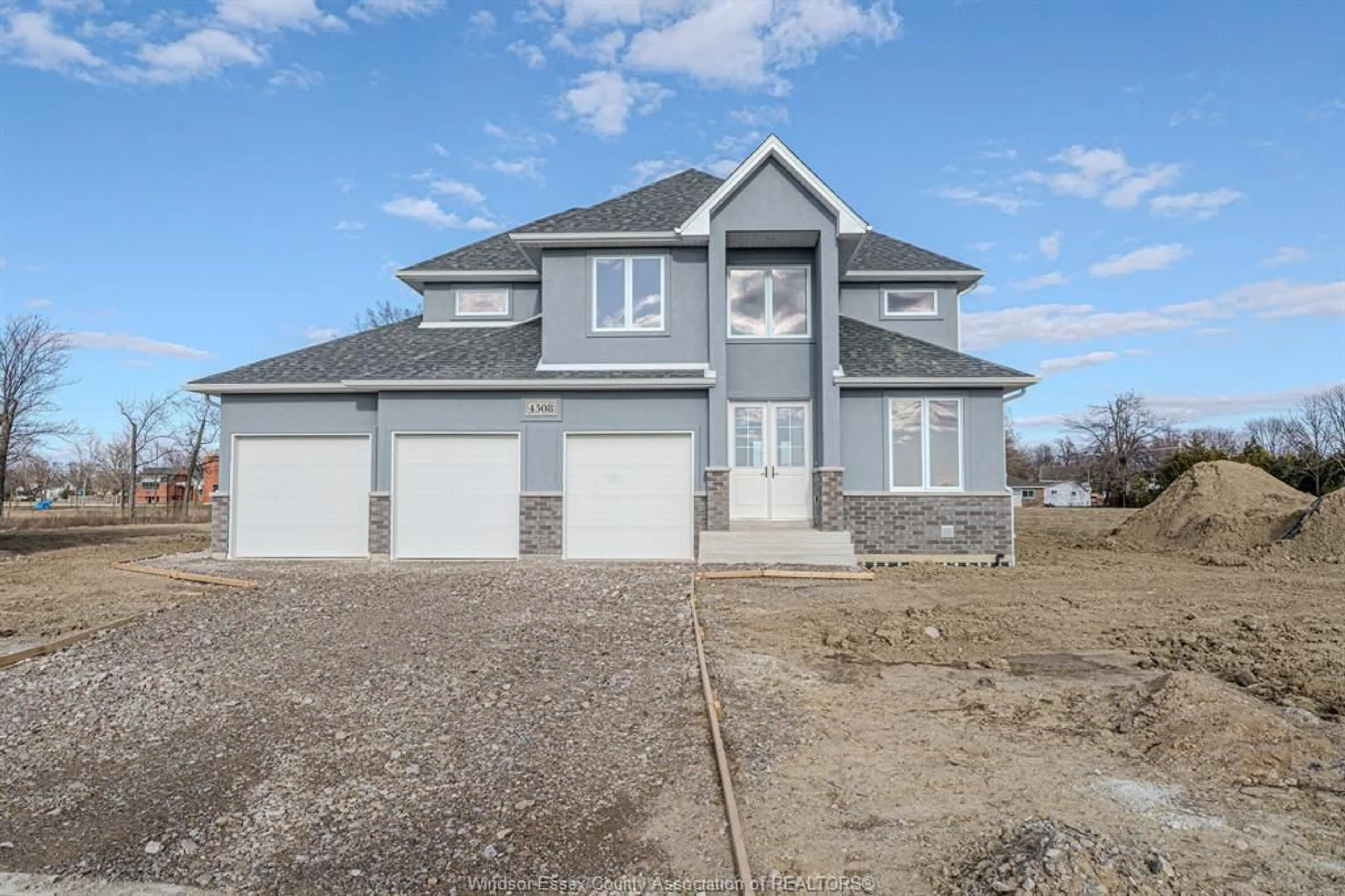 Home with vinyl exterior material, street for 4508 URSULA, Comber Ontario N0R 1A0