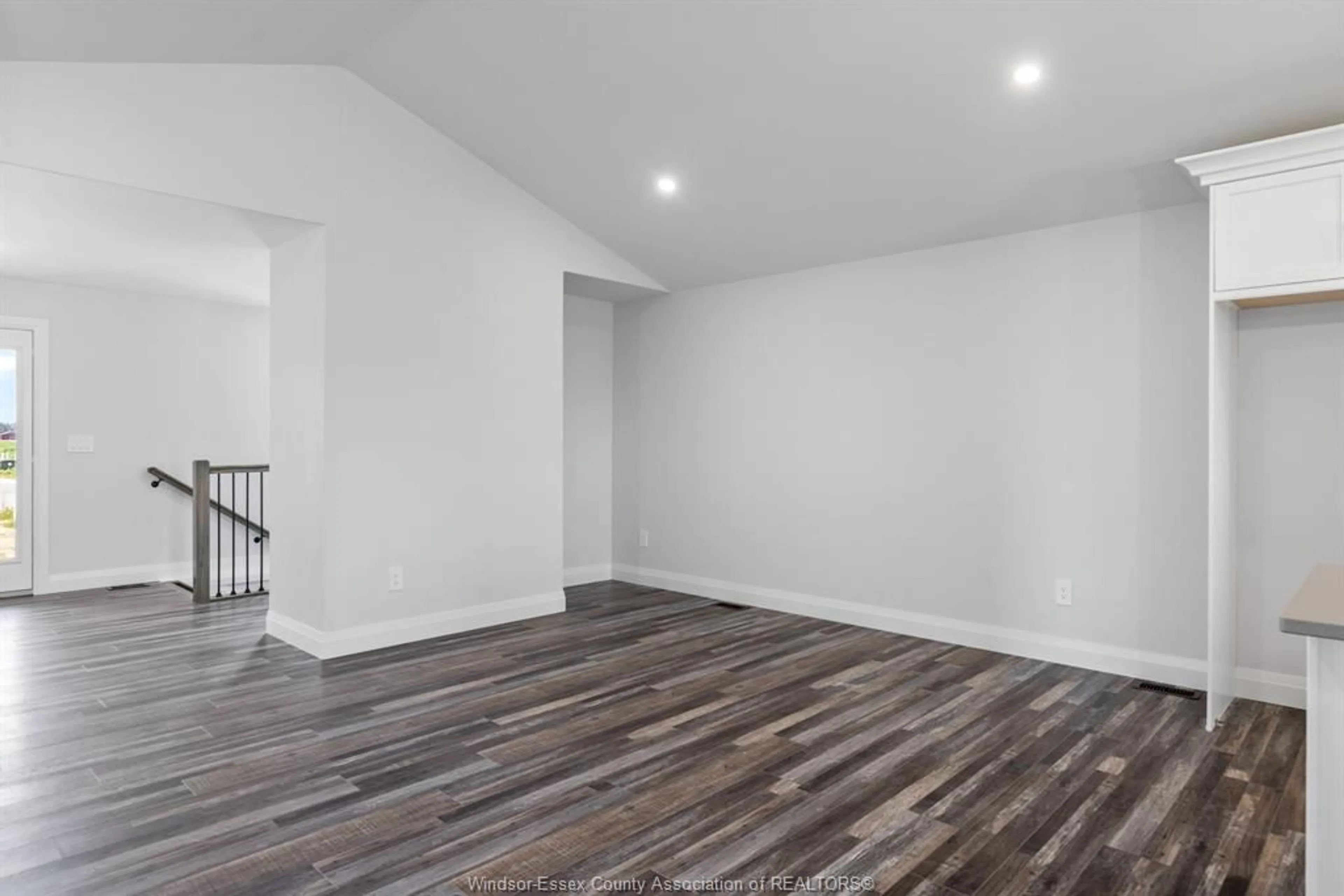 A pic of a room for 597 Keil Trail, Chatham Ontario N7L 0G8