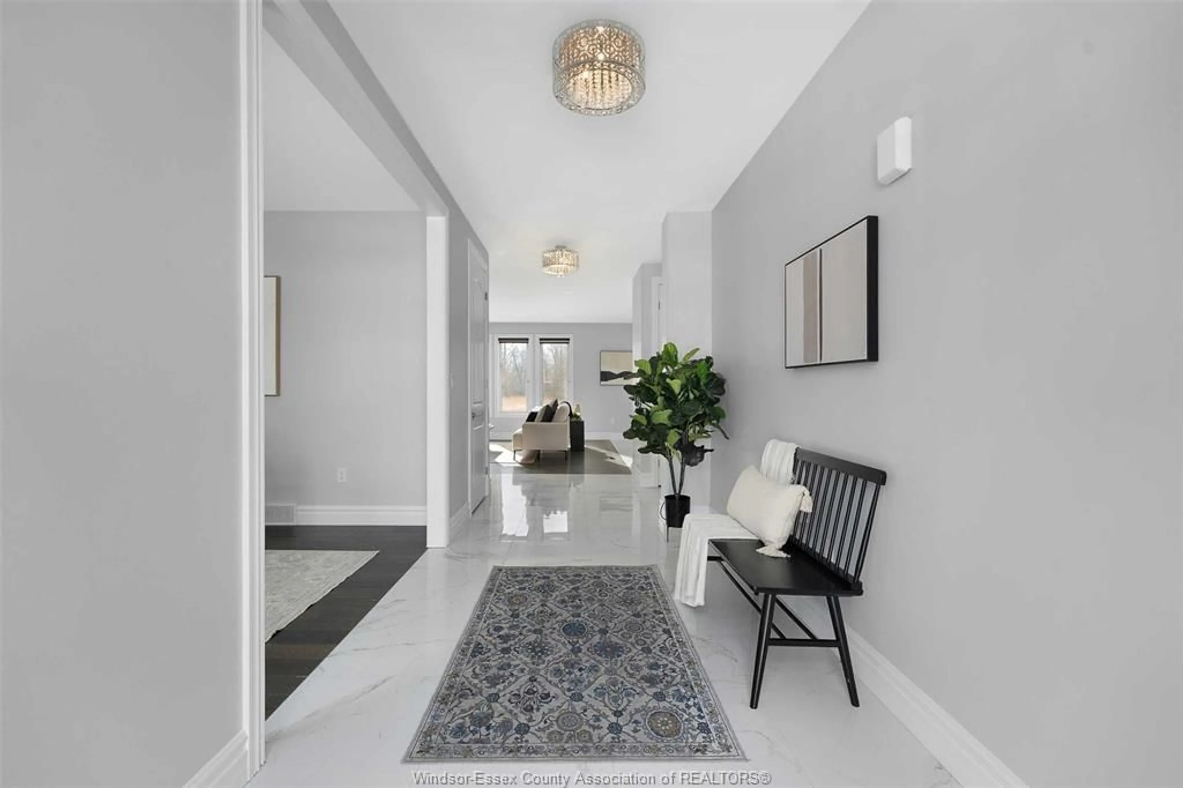 Indoor entryway for 217 COWAN, Amherstburg Ontario N9V 0B9