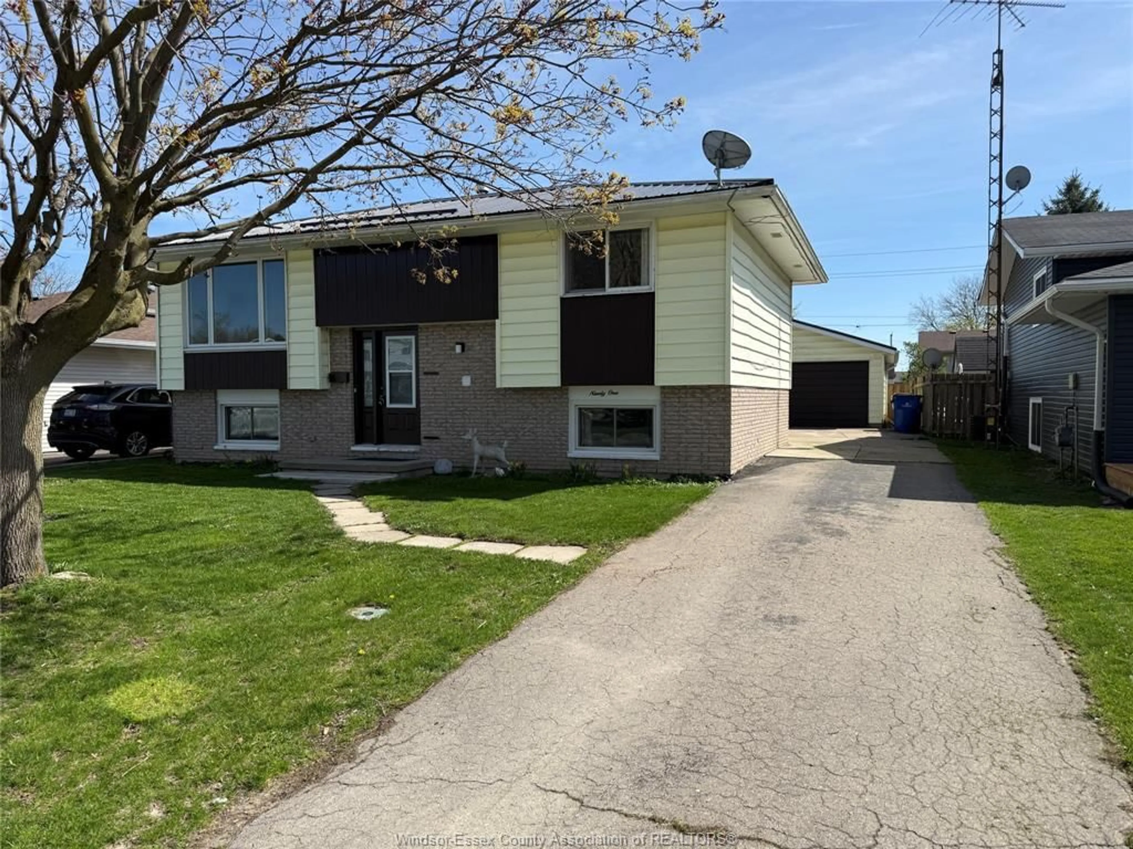 Unknown for 91 Duke St, Wallaceburg Ontario N8A 1E2