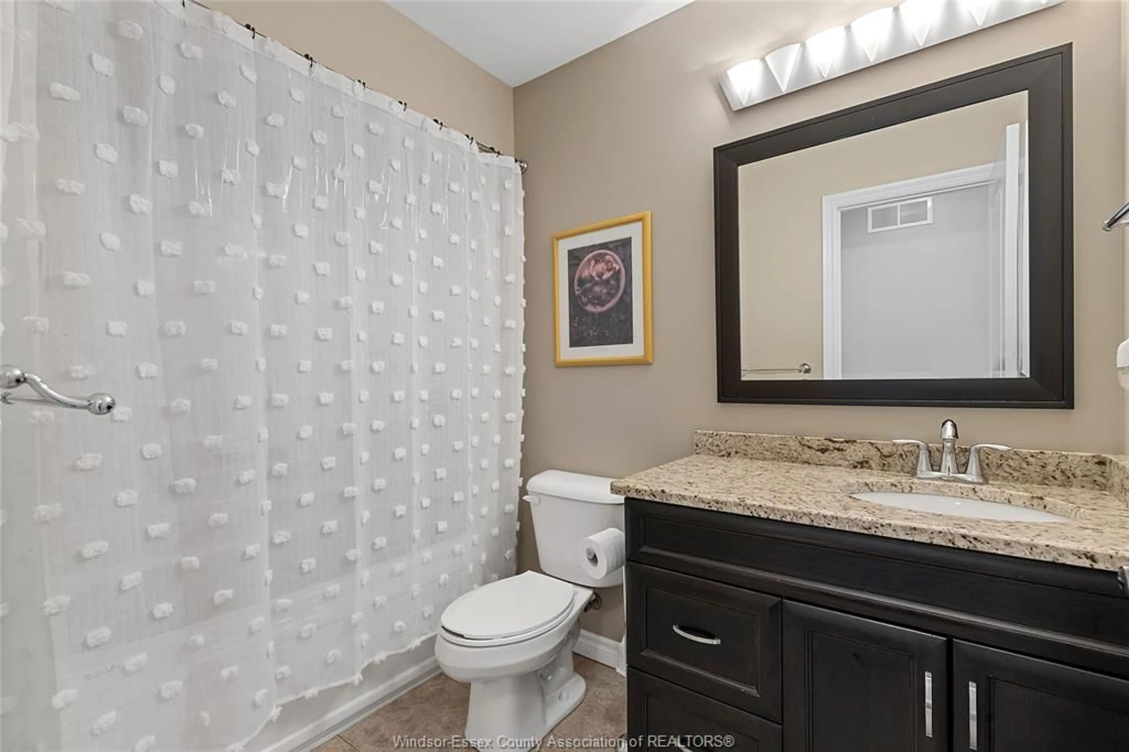 Standard bathroom, ceramic/tile floor for 1265 MAPLE Ave, LaSalle Ontario N9J 3Y6