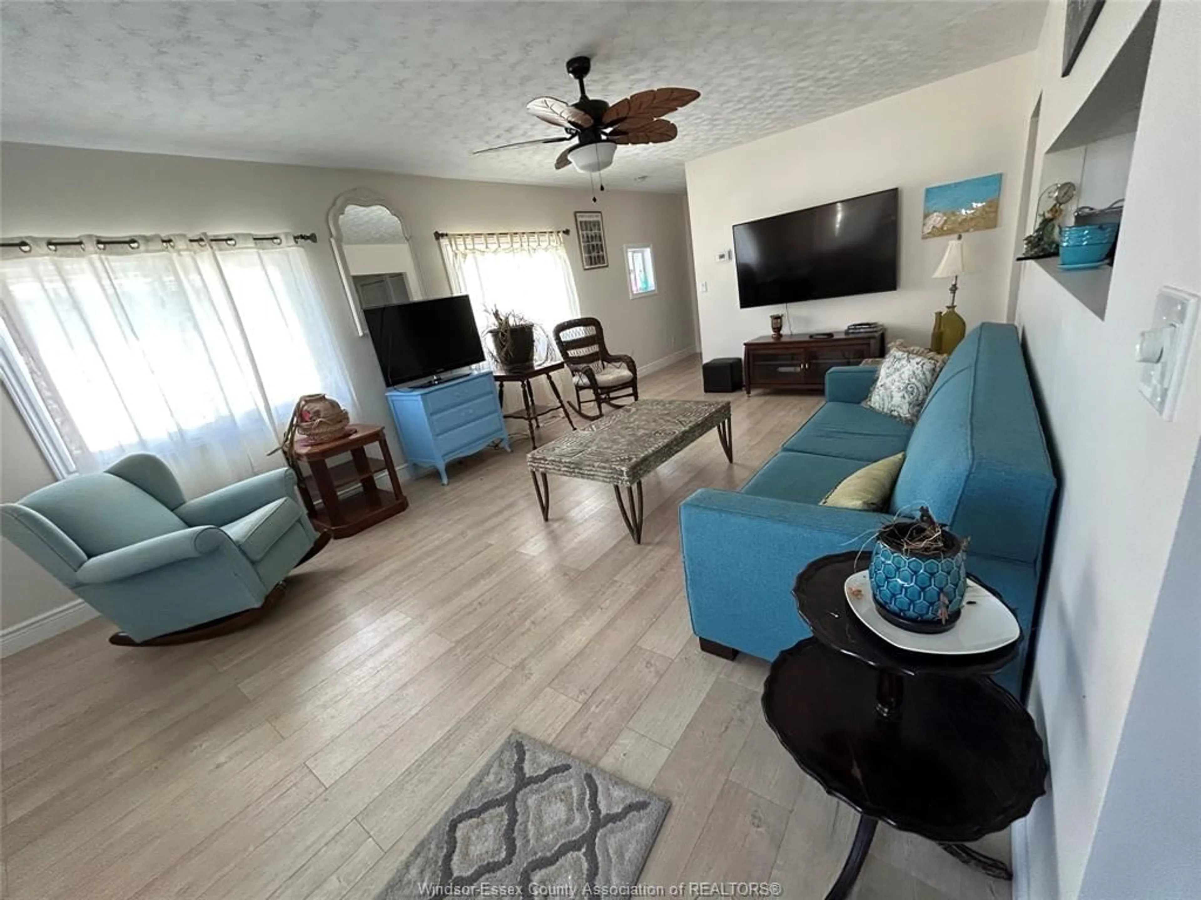 Living room with furniture, unknown for 27 SPRUCE, McGregor Ontario N0R 1J0
