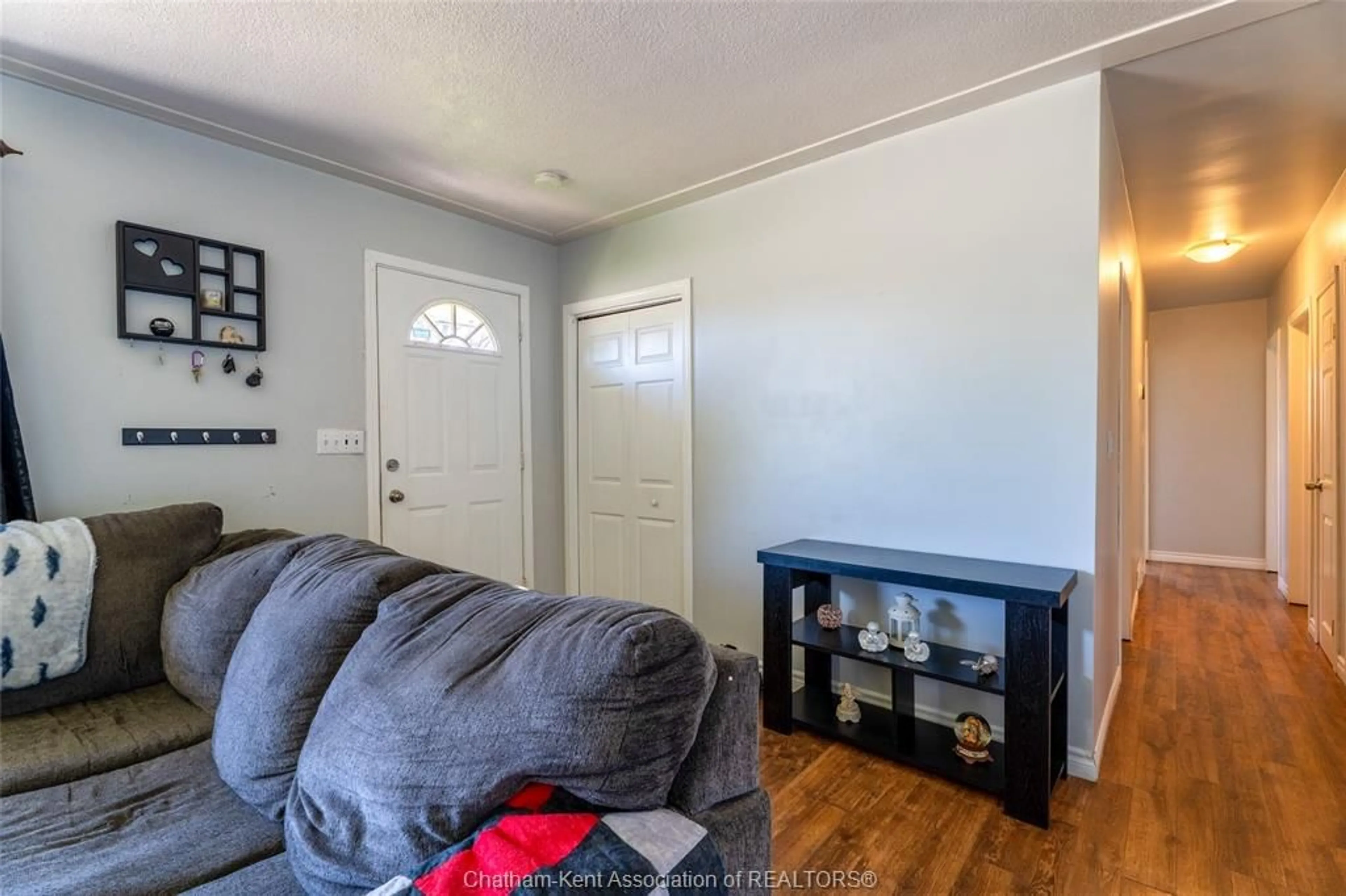 Unknown for 816 BLOOMFIELD Rd, Chatham Ontario N7M 5J5