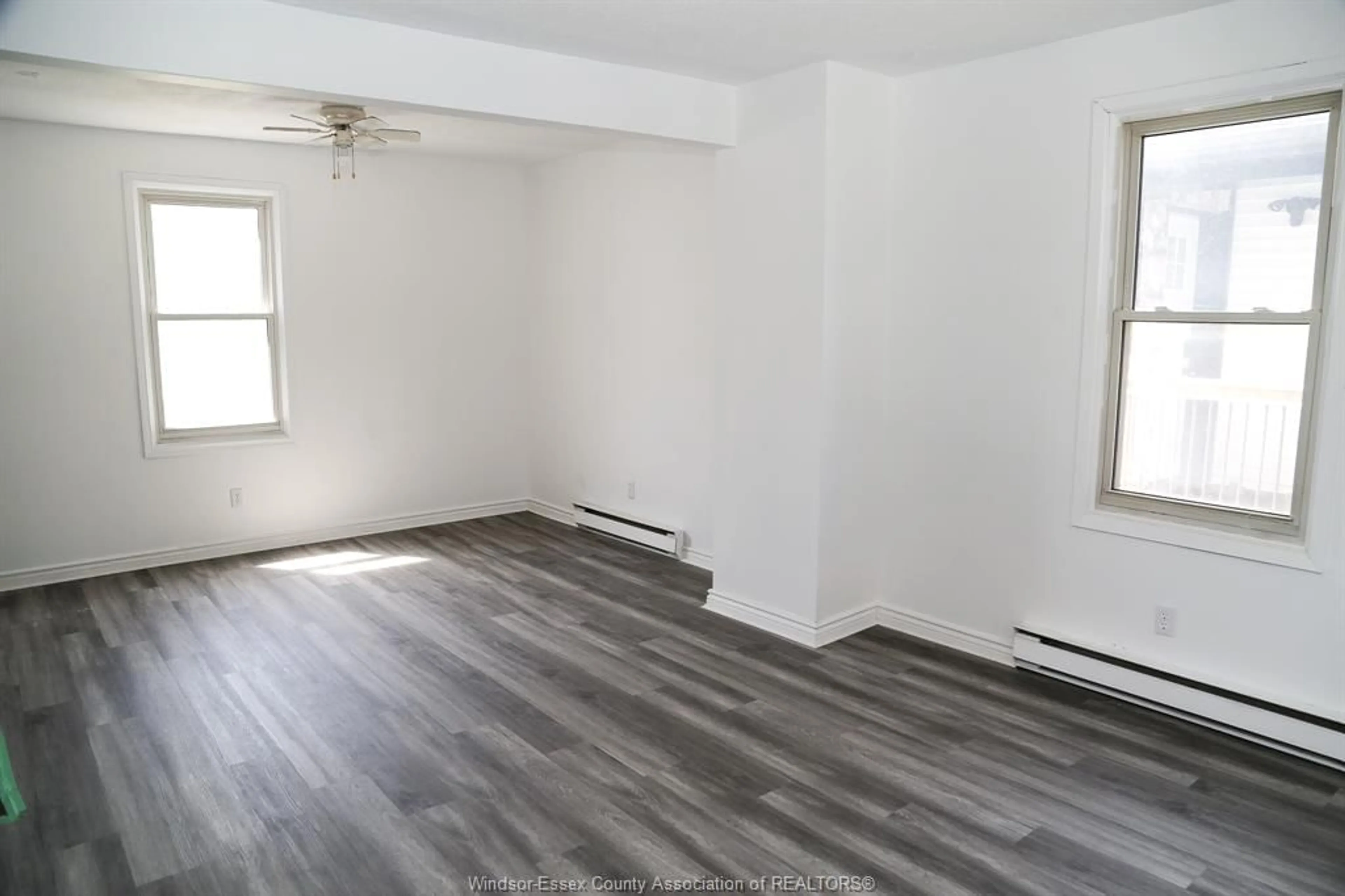 A pic of a room for 199 CURRY, Windsor Ontario N9B 2B4