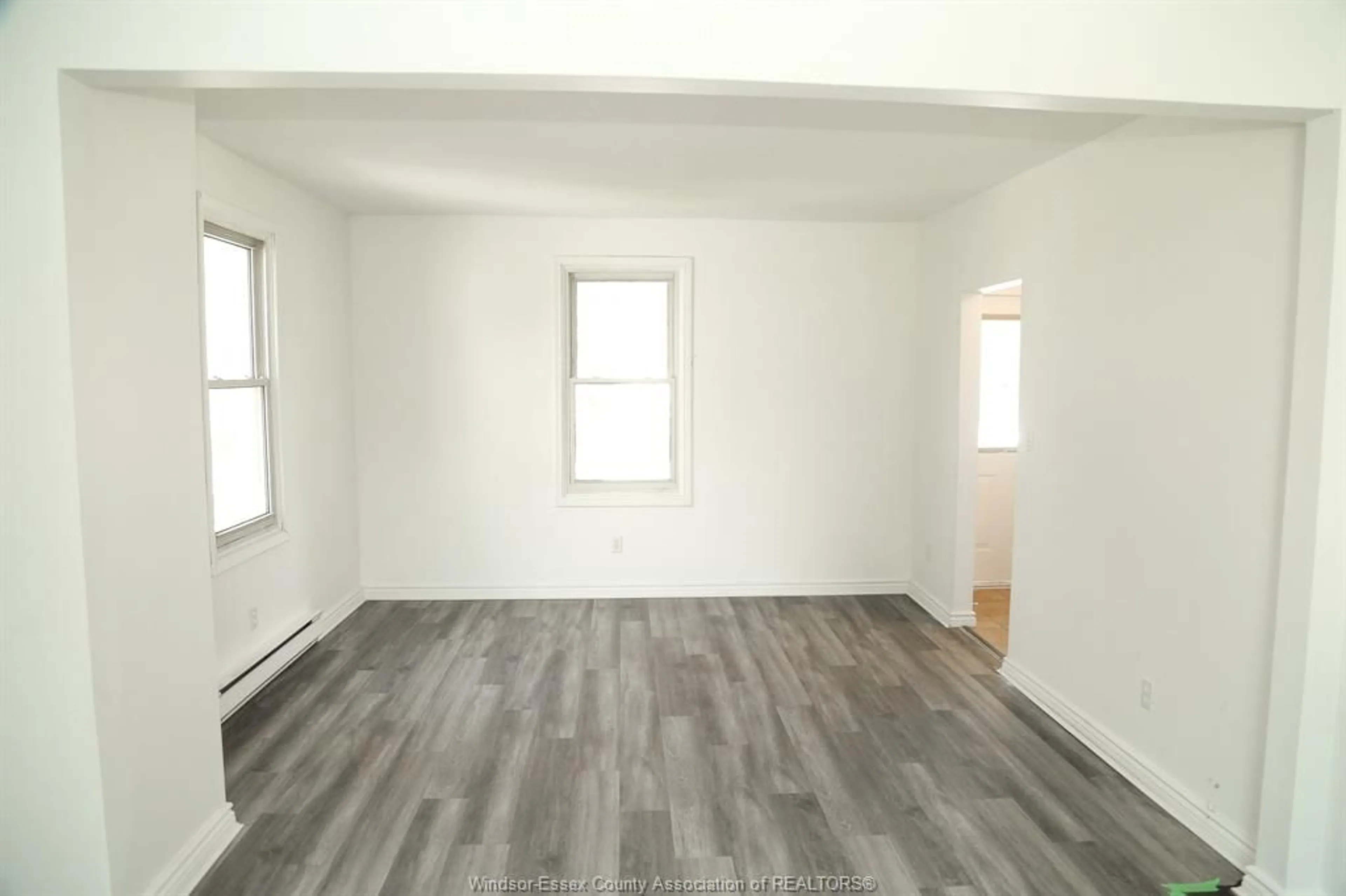 A pic of a room for 199 CURRY, Windsor Ontario N9B 2B4