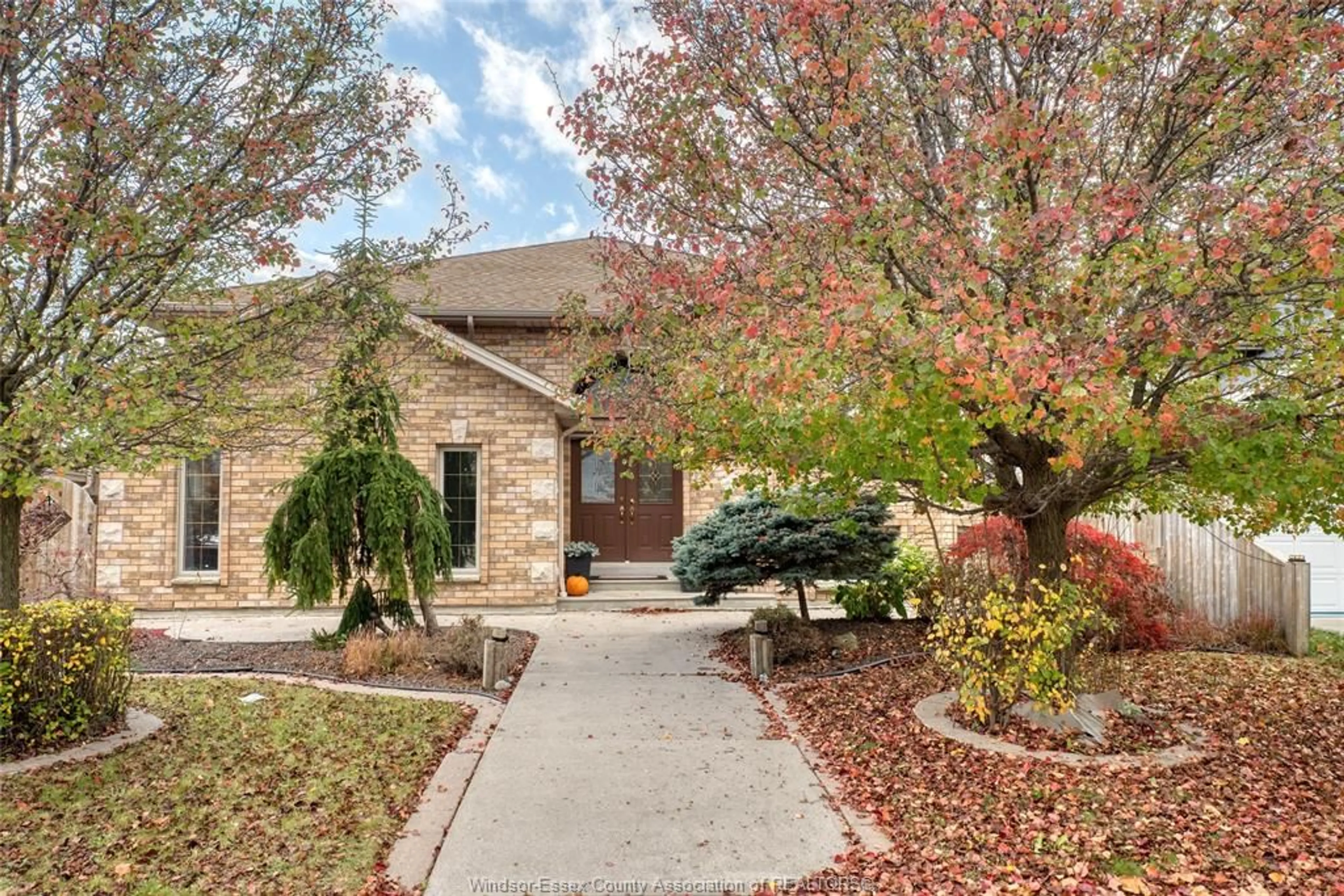 Home with brick exterior material, street for 4753 LAVENDER, Windsor Ontario N9G 3A7