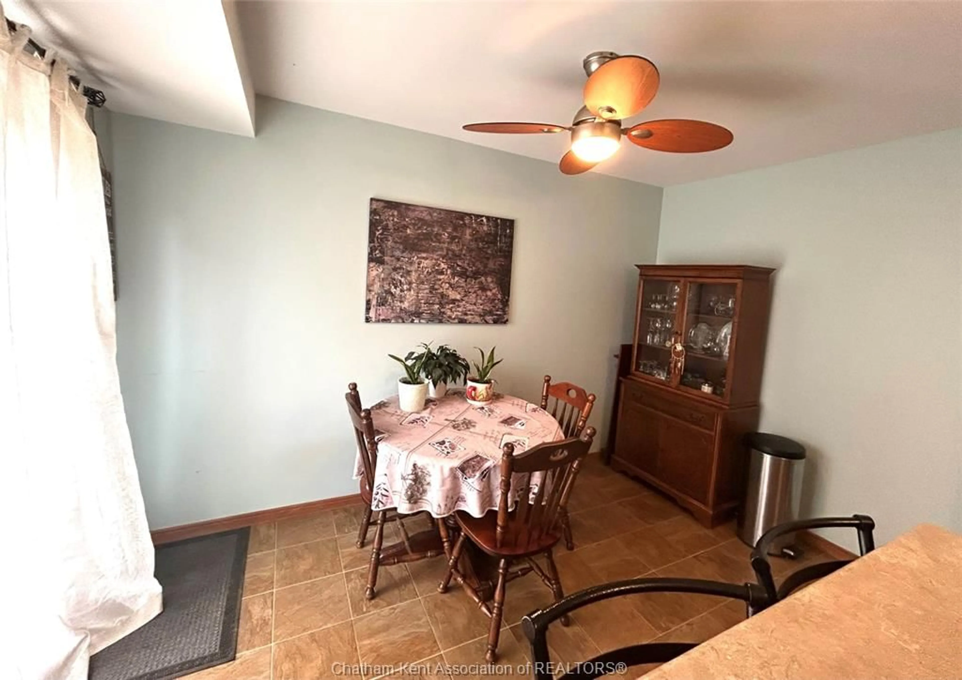 Dining room, unknown for 111 LARK St, Chatham Ontario N7L 3X6